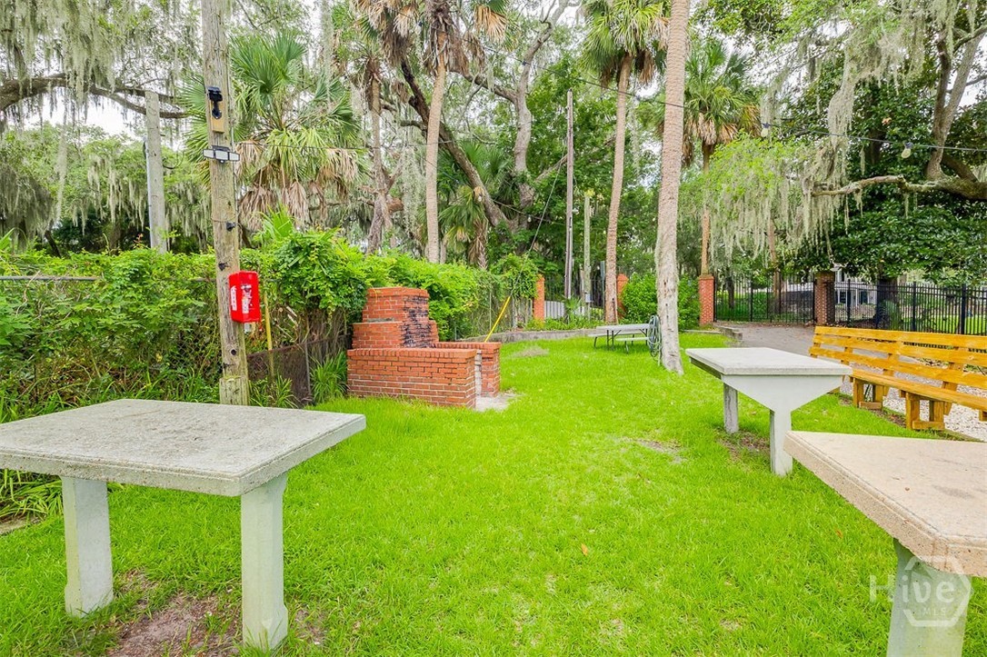 Dock picnic area