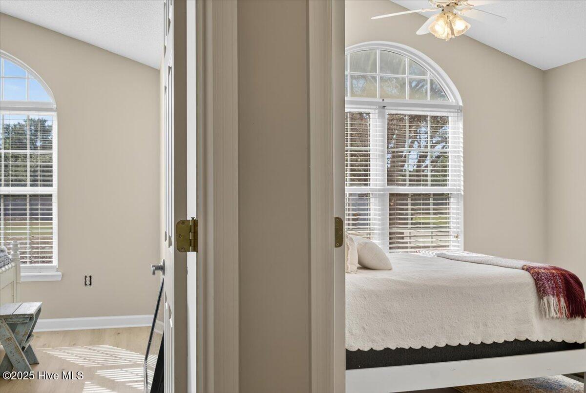 100536706 | Photo 21