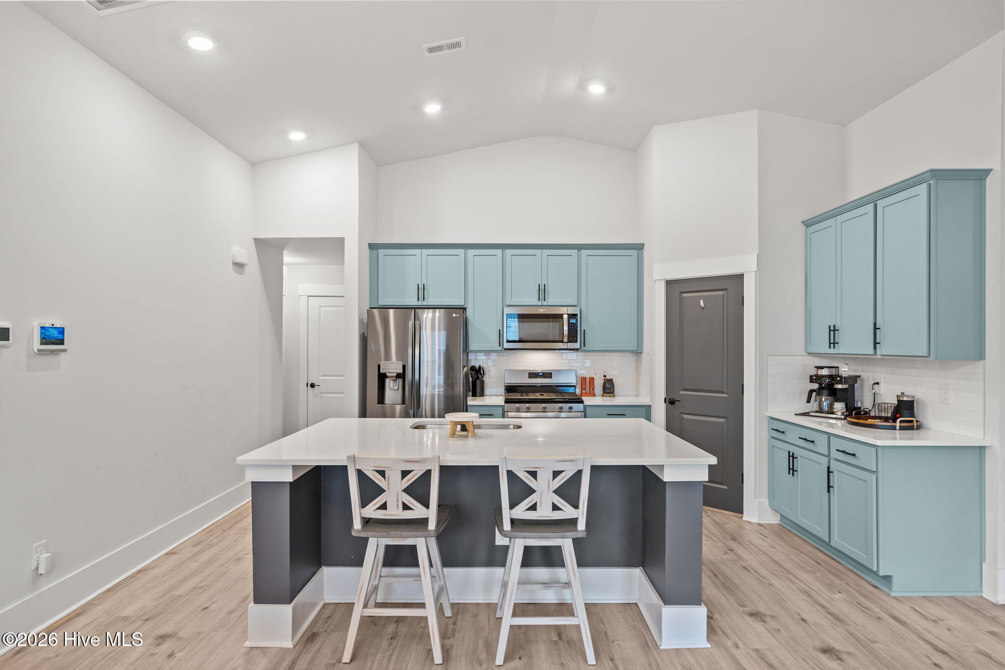 100558026 | Photo 29