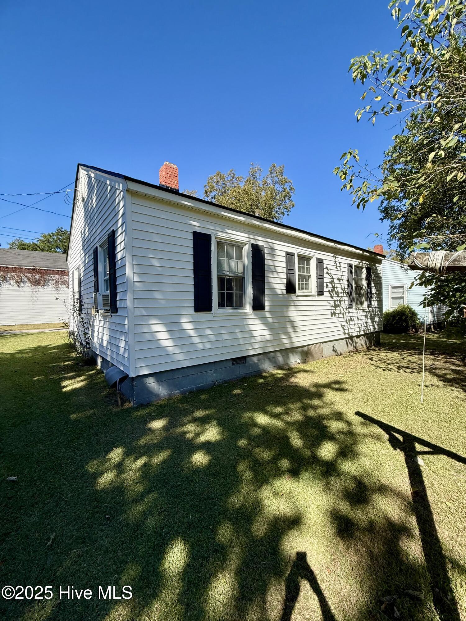 Homes for sale in Williamston, NC | 107 Leggett'S Ln, Williamston, NC 27892 | MLS# 100536853