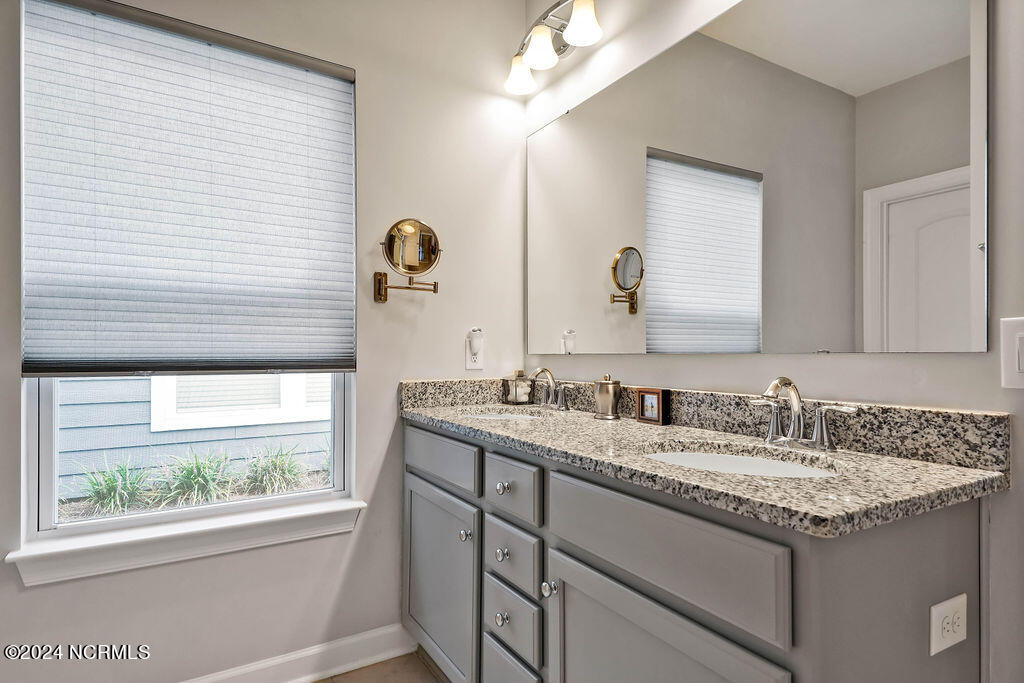 100537032 | Photo 21