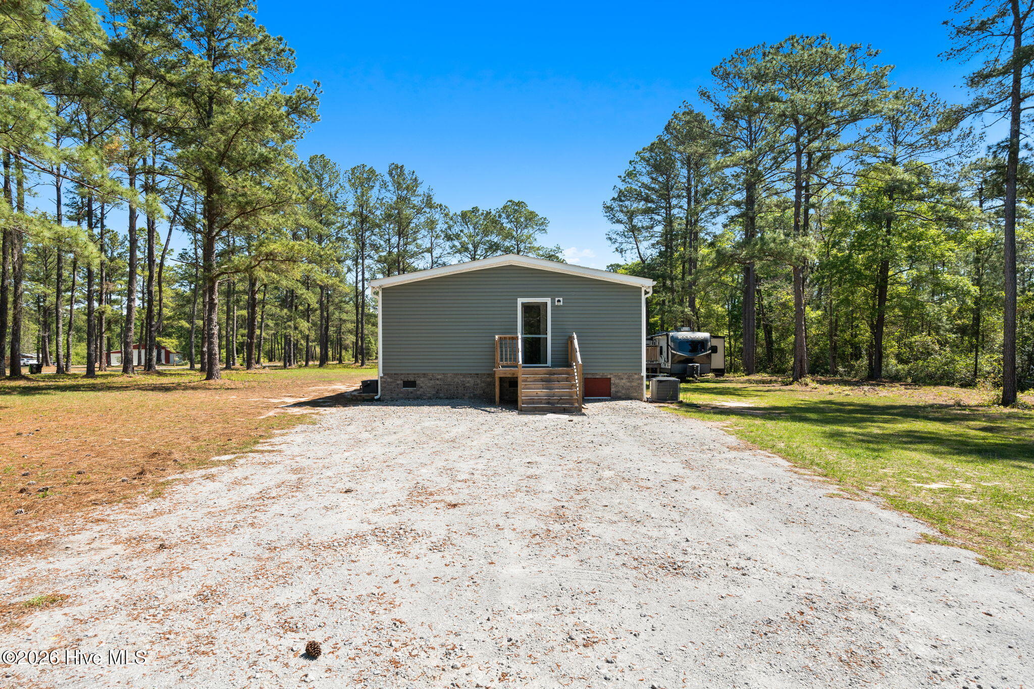 100567868 | Photo 26