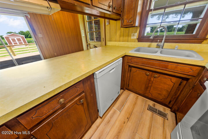 22367 Nc Highway 55,Oriental