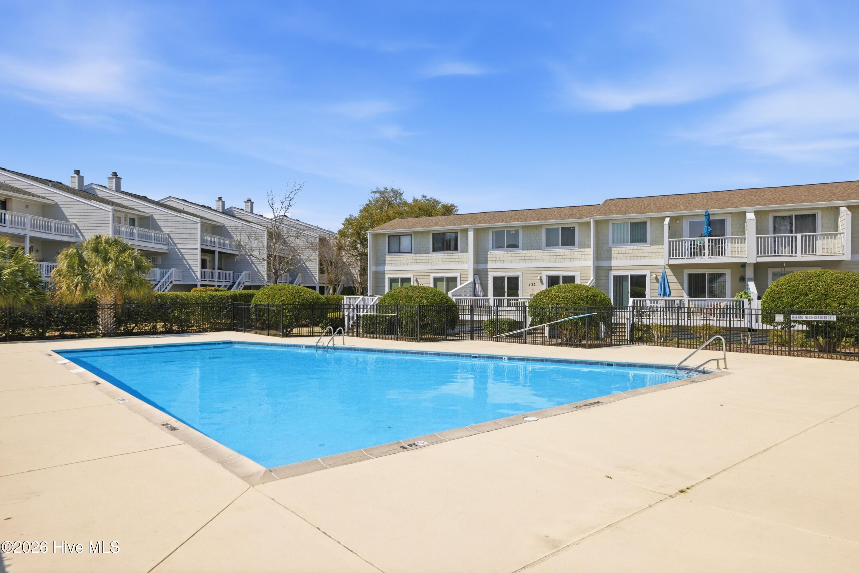 100559841 | Photo 32