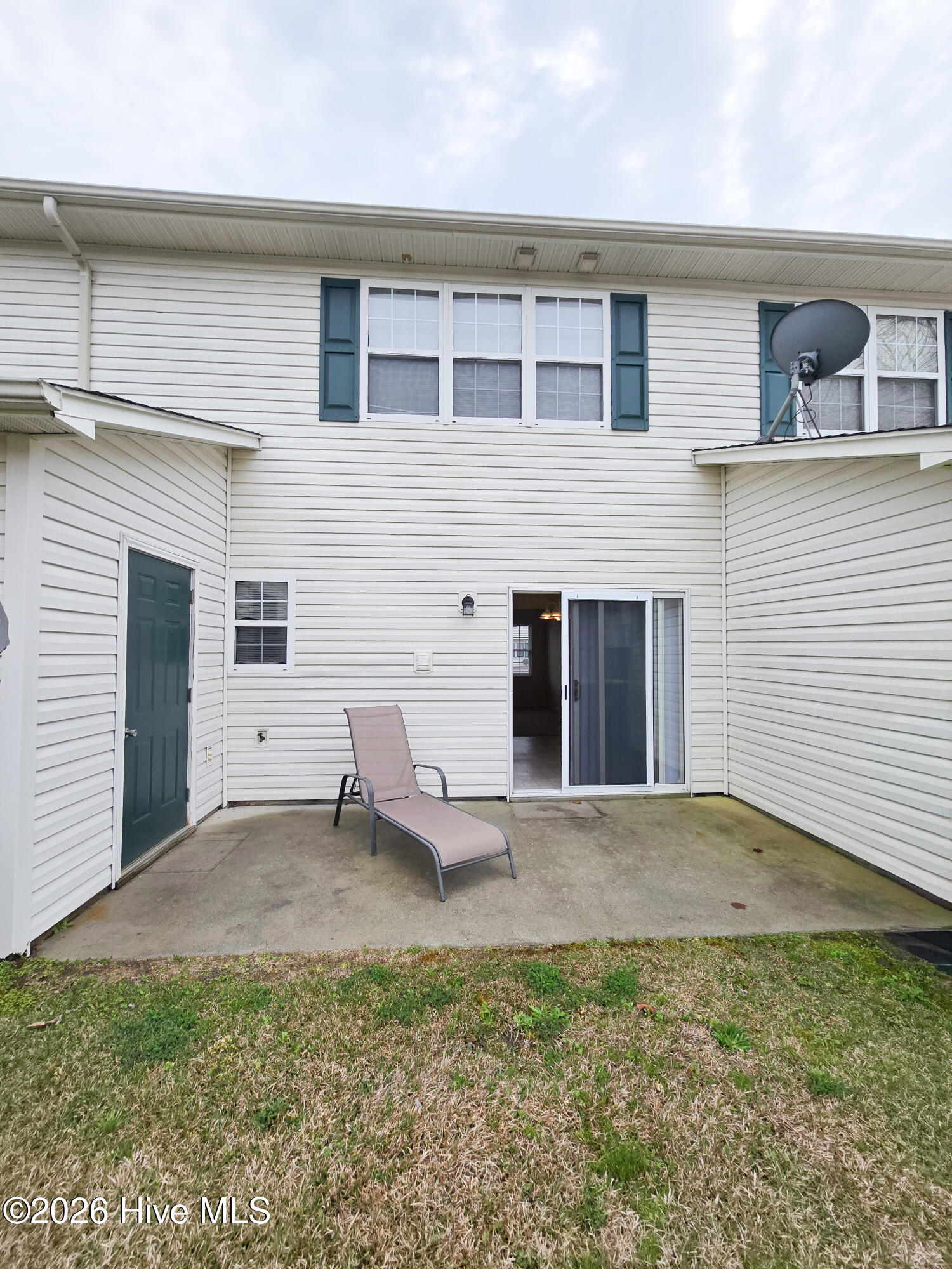 100560763 | Photo 21