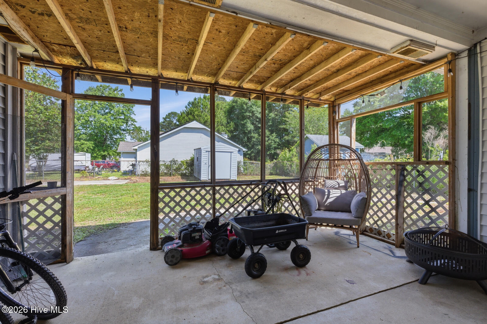 2619 Idlebrook Circle,Midway Park