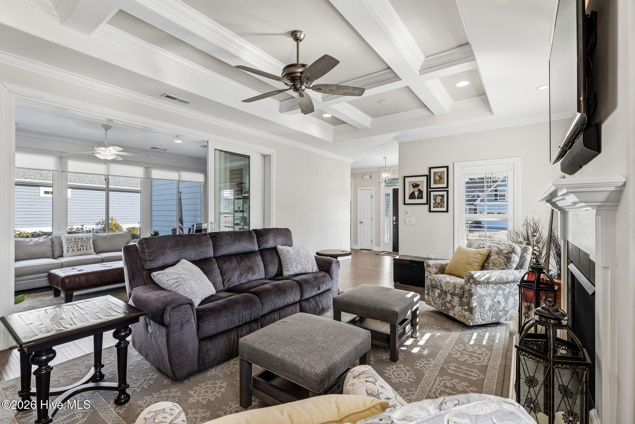 100554353 | Photo 14