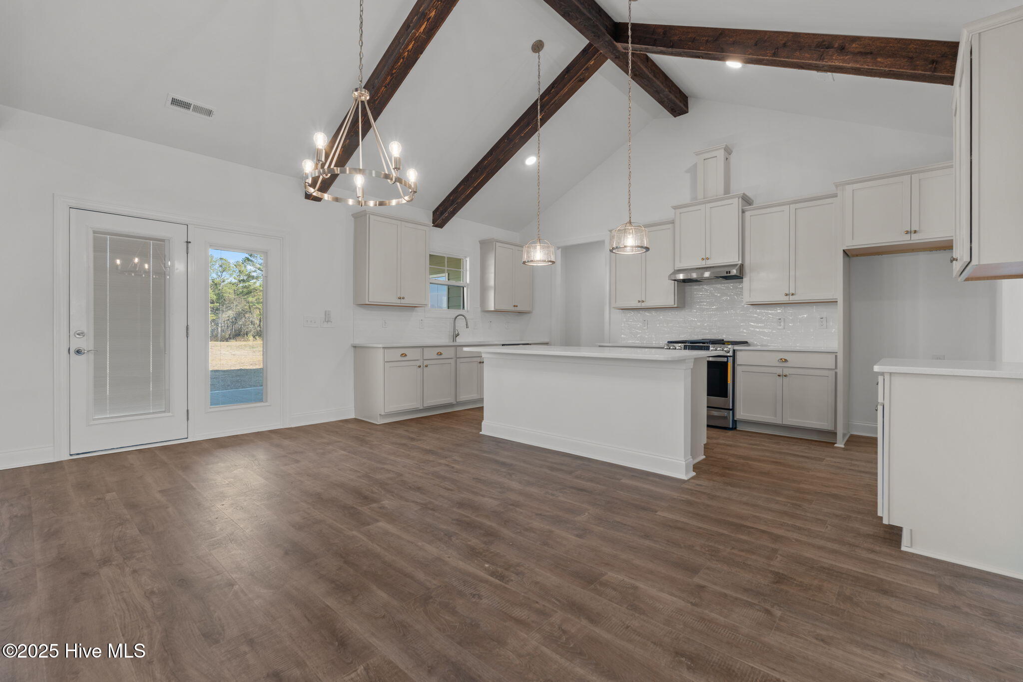 725 Peele Farm Lane
