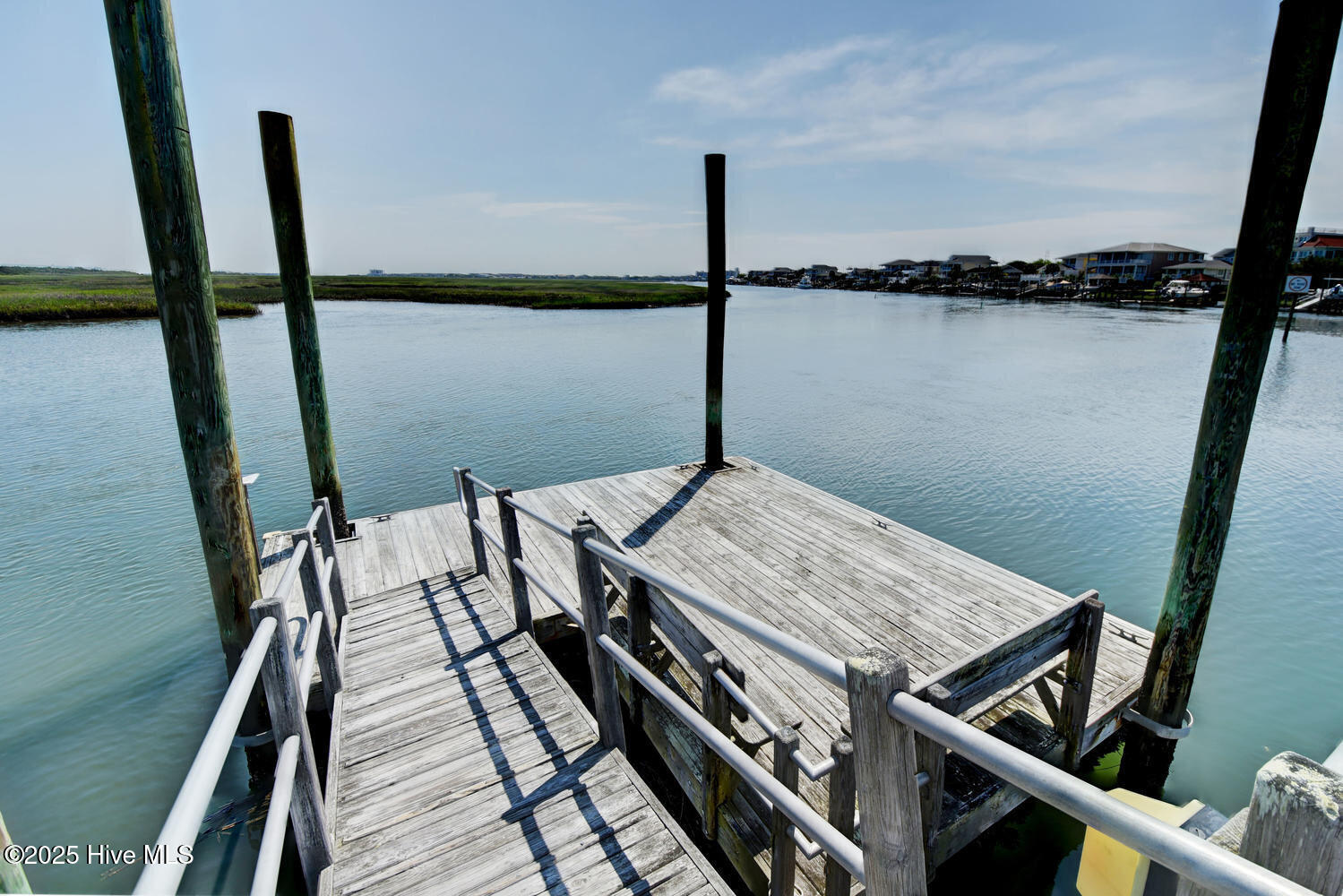 100532571 | Photo 48