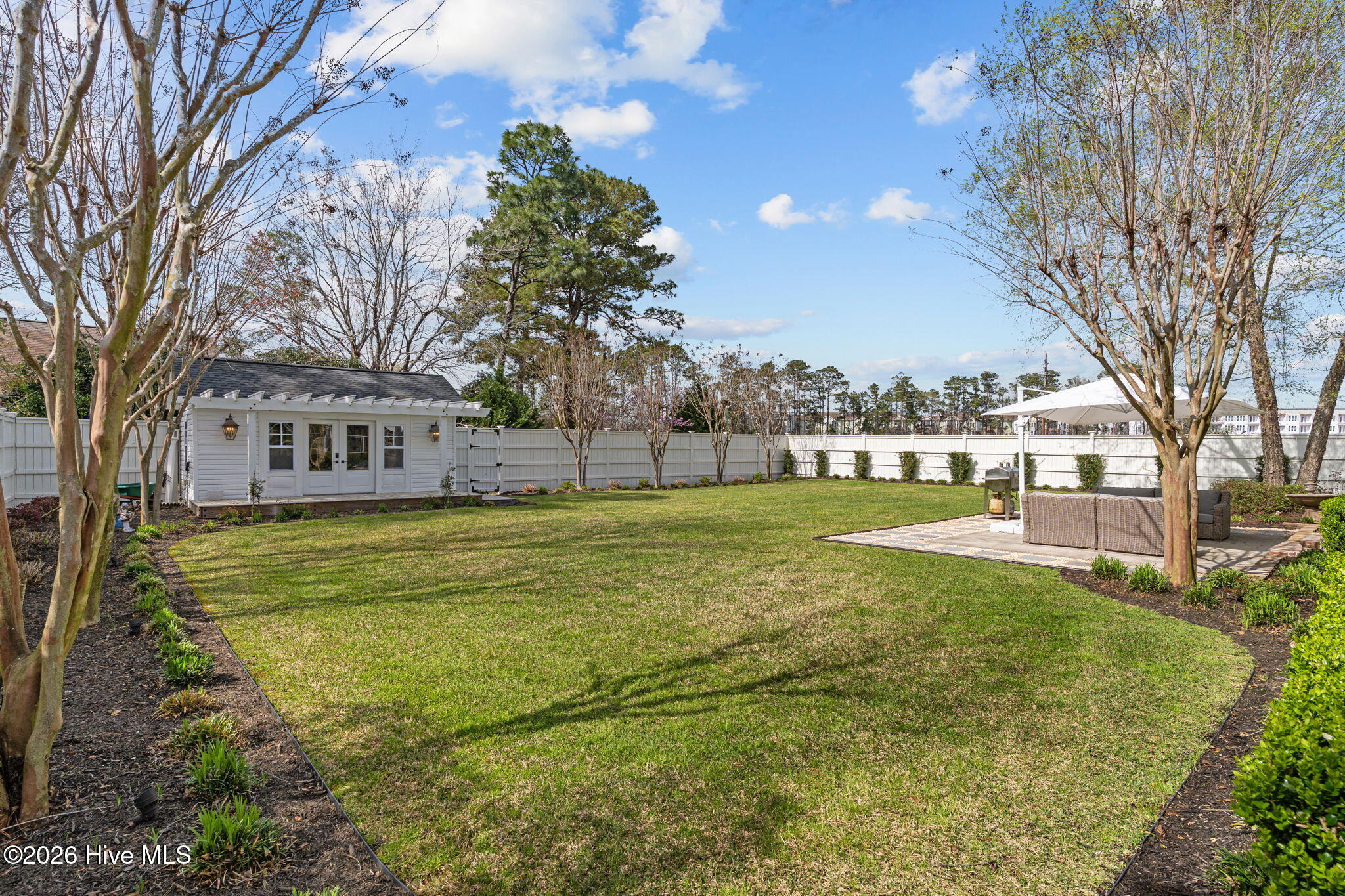 100561575 | Photo 70