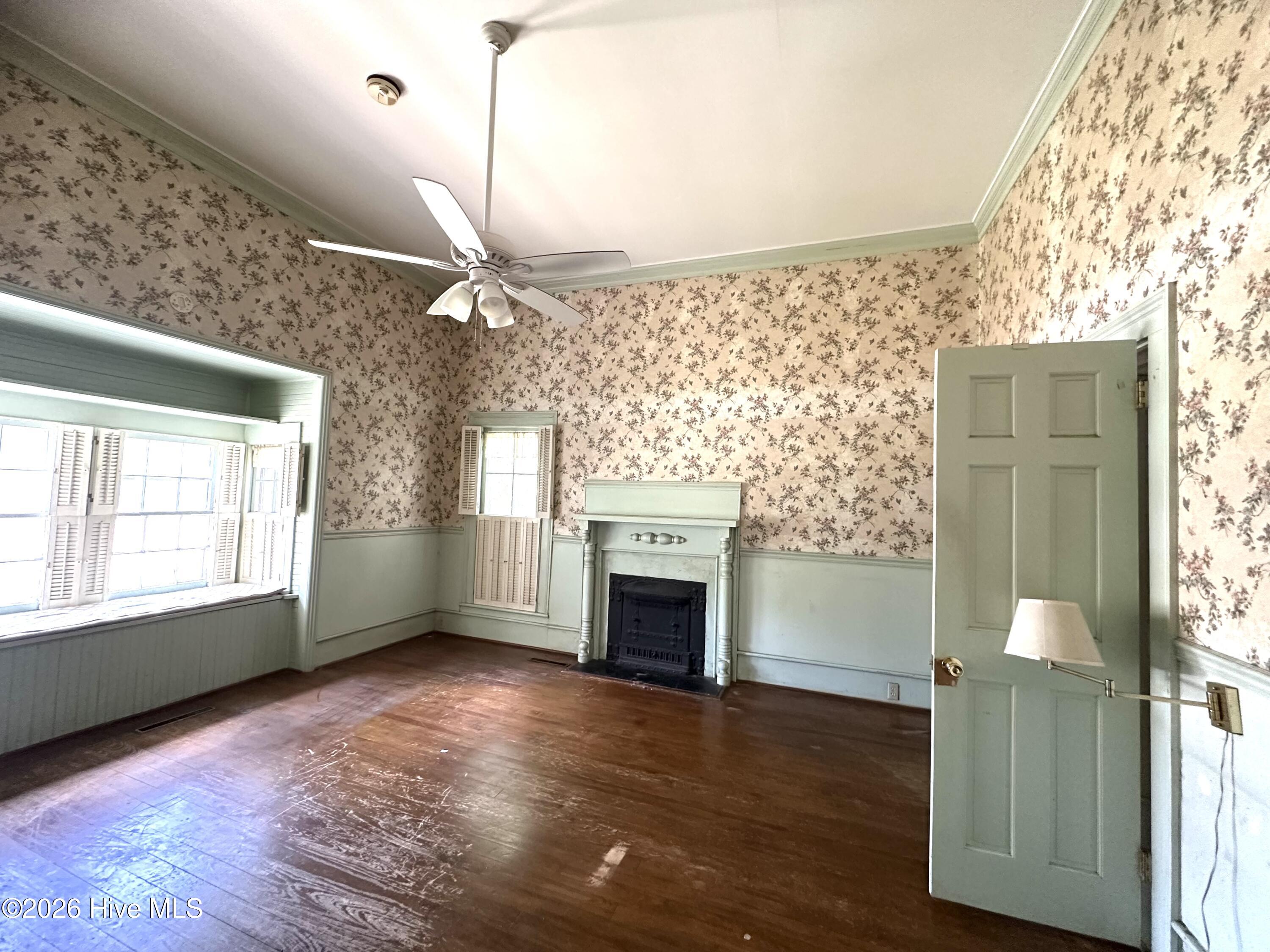 130 E Main Street, Rose Hill, NC 28458 – photo 7: IMG_5424