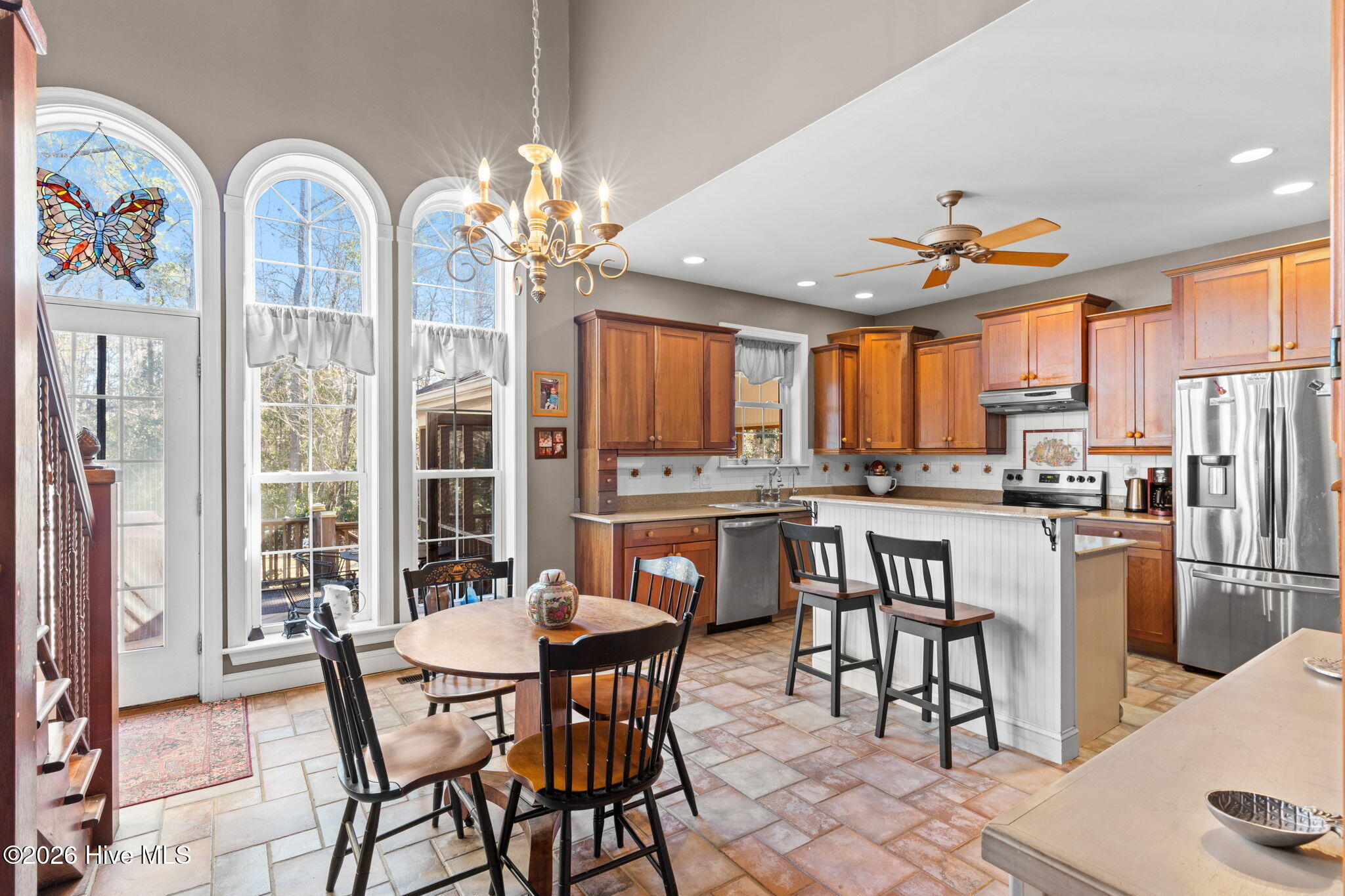 100553599 | Photo 26