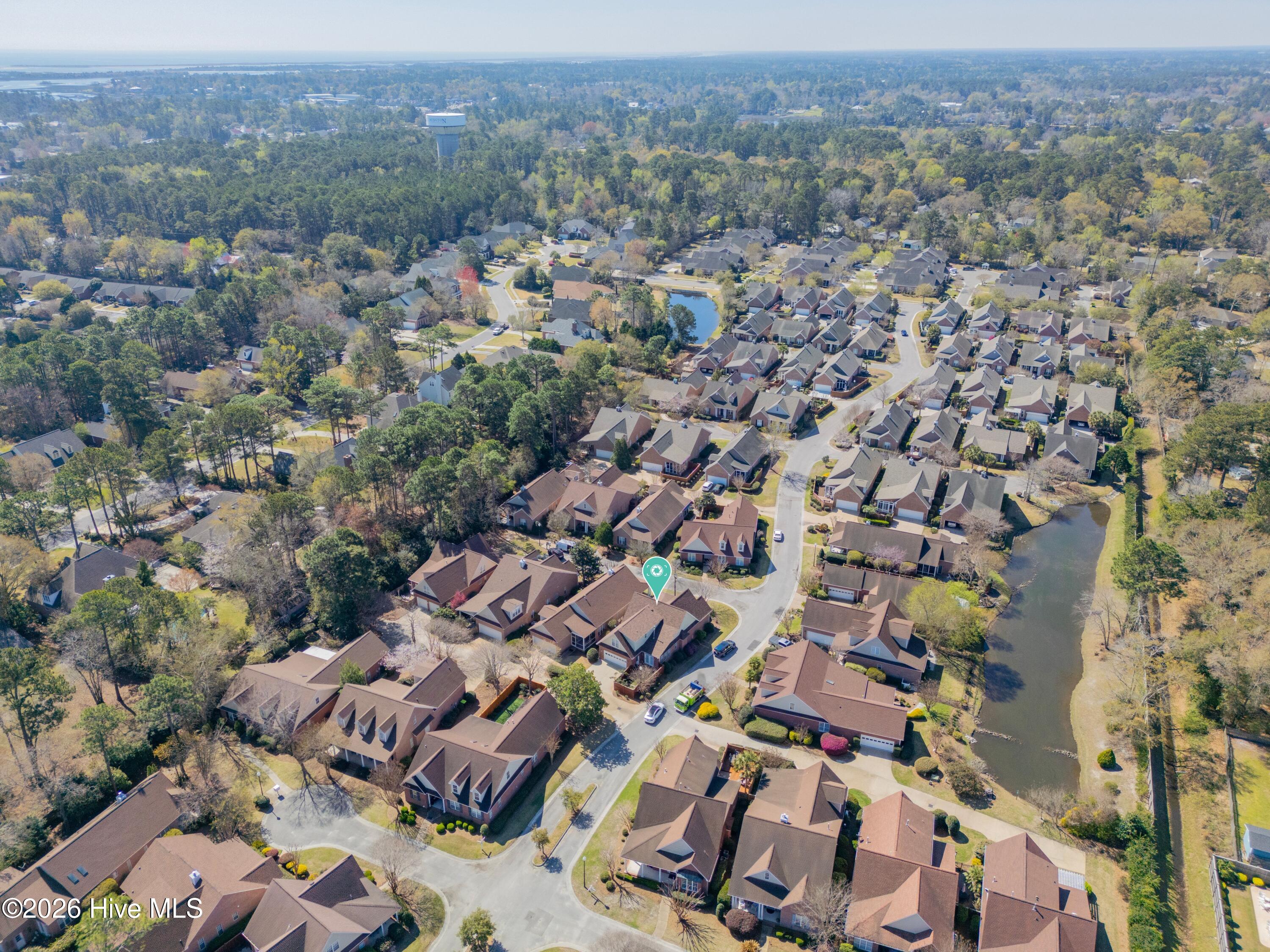 100561367 | Photo 33