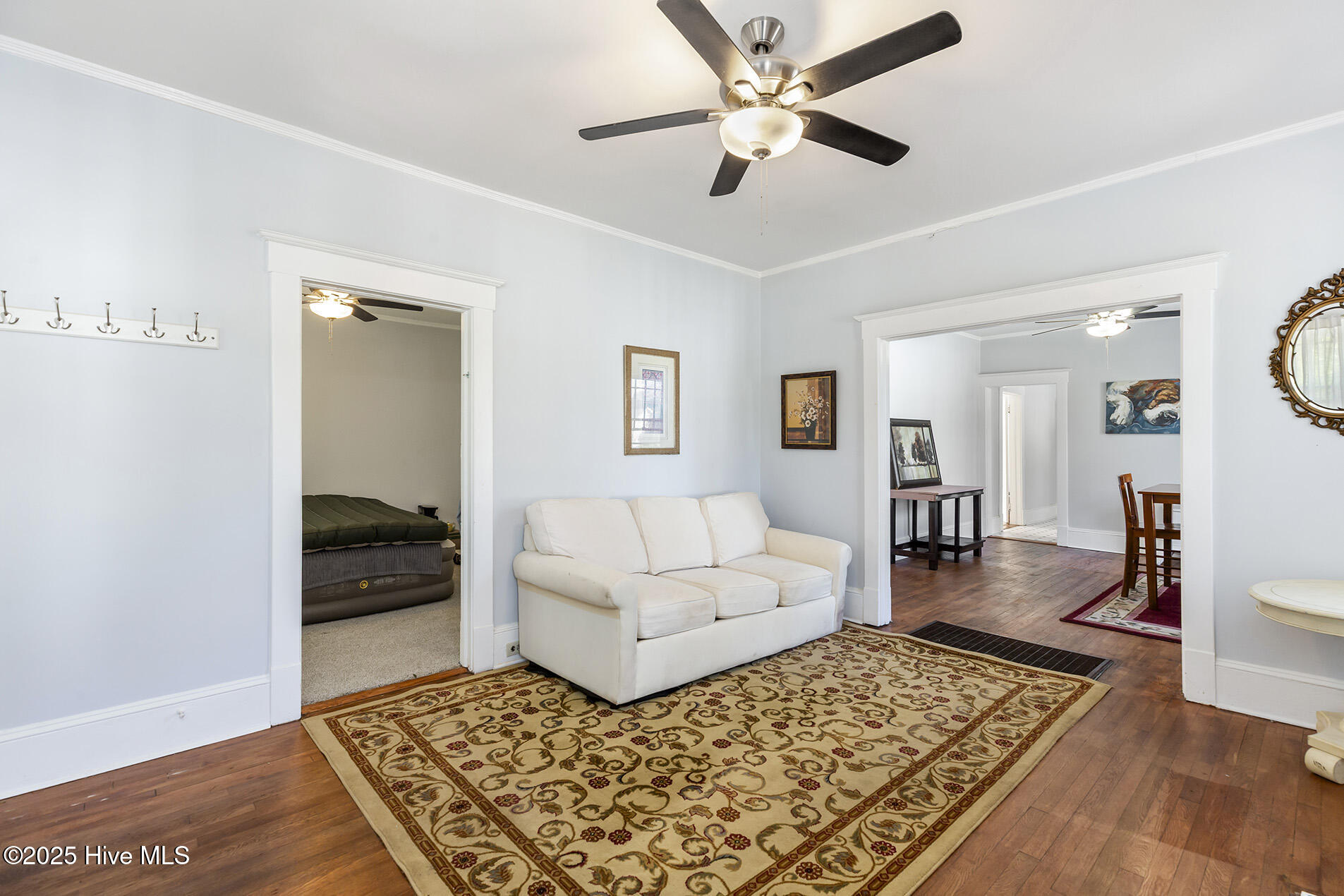 100540157 | Photo 13