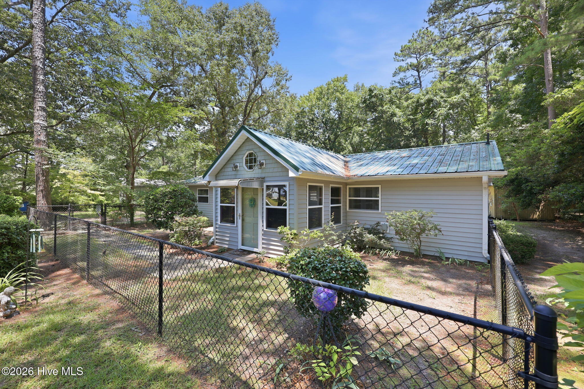 614 Country Club Drive,Arapahoe