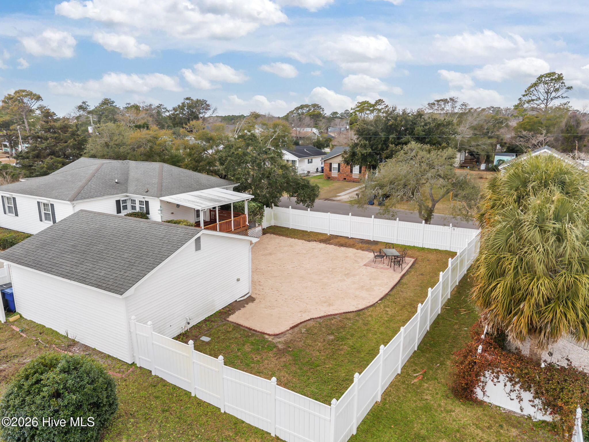 100549517 | Photo 50