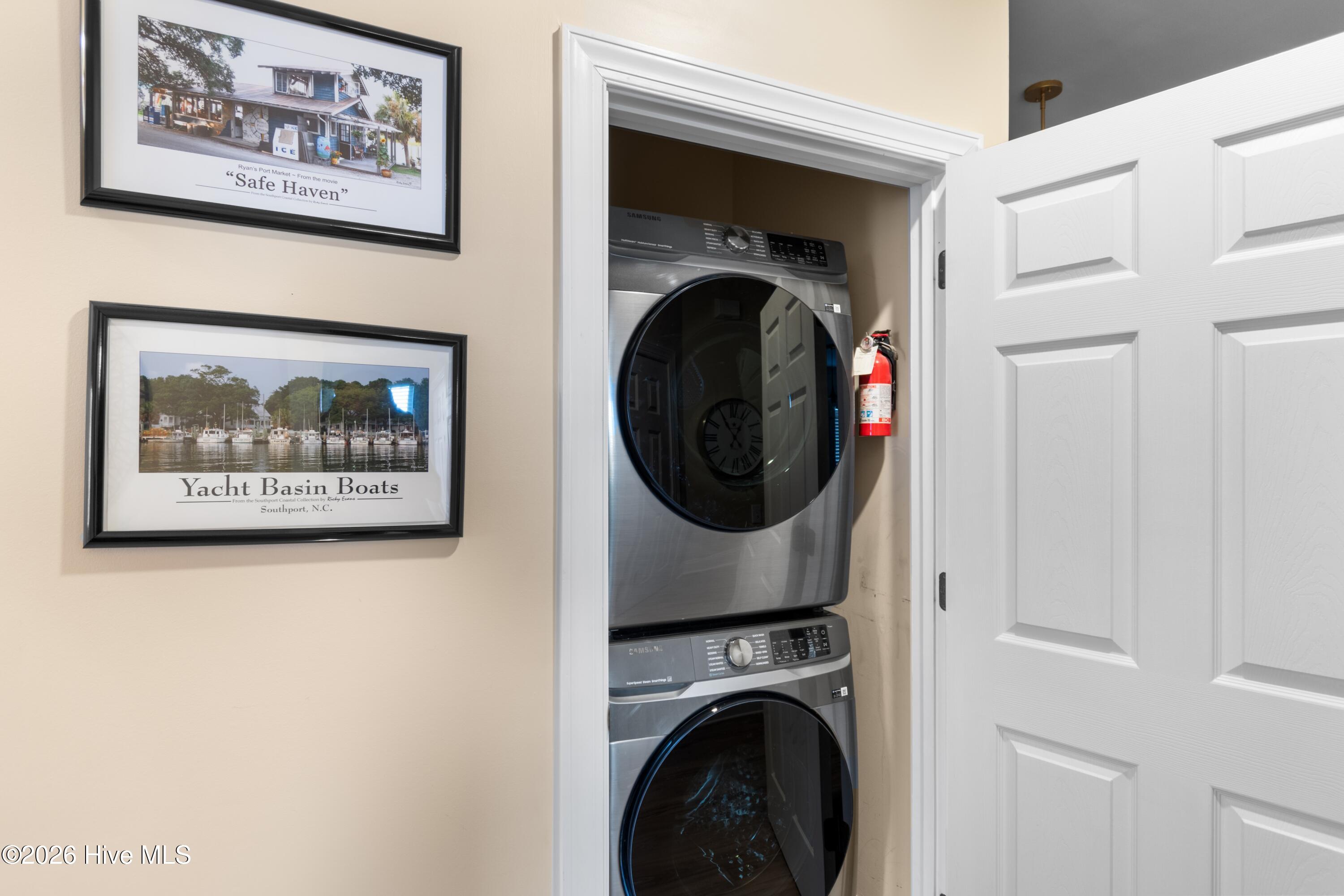 100554539 | Photo 27