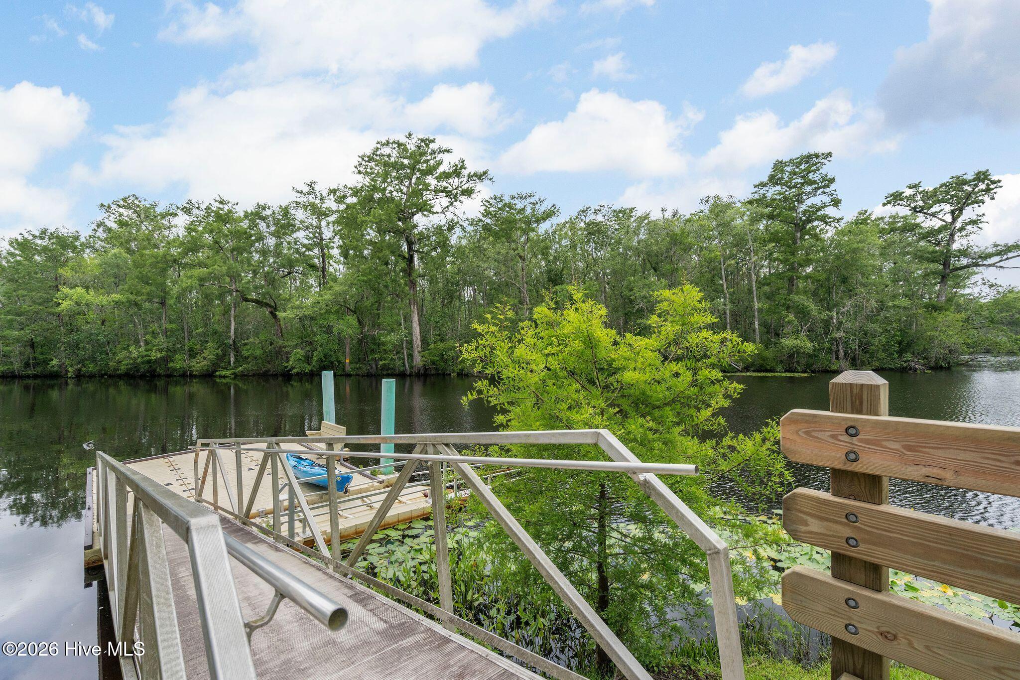 100559080 | Photo 105