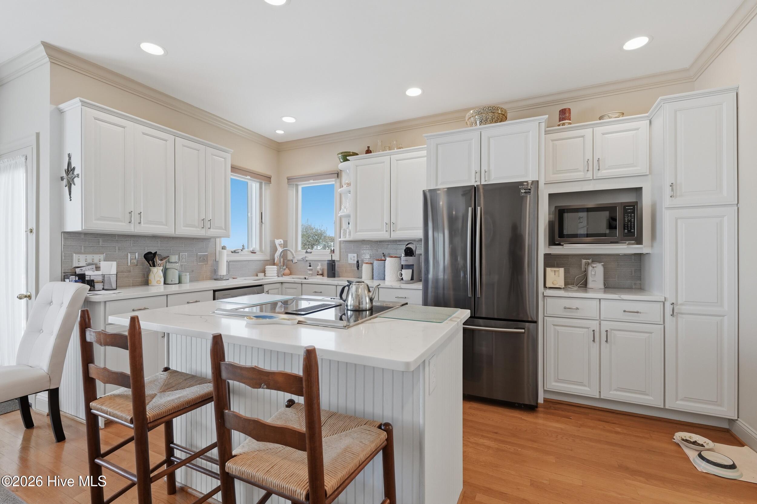 100561994 | Photo 19