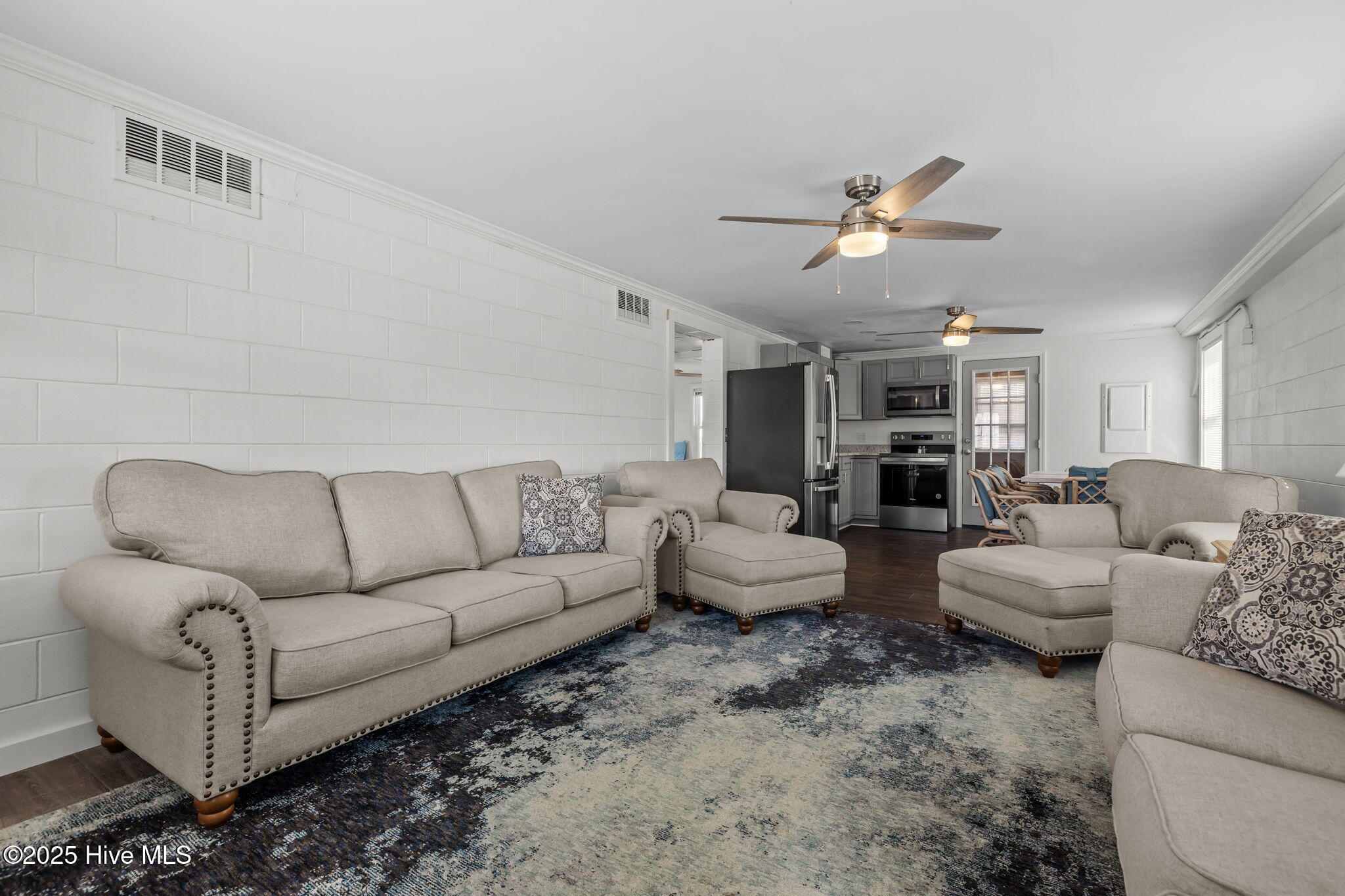 303 E Atlantic Boulevard, Atlantic Beach, NC, 28512