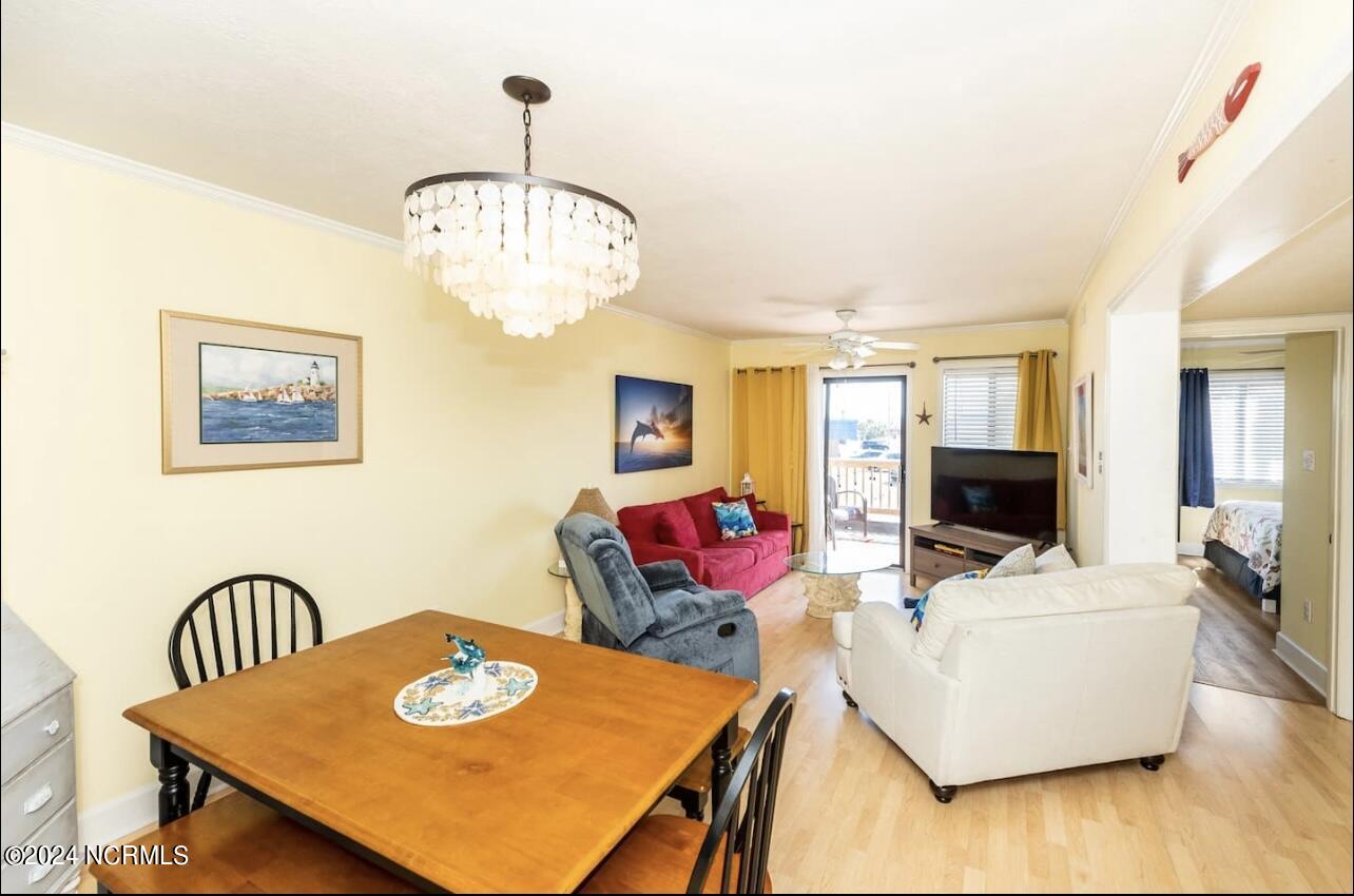 100454815 | Photo 11