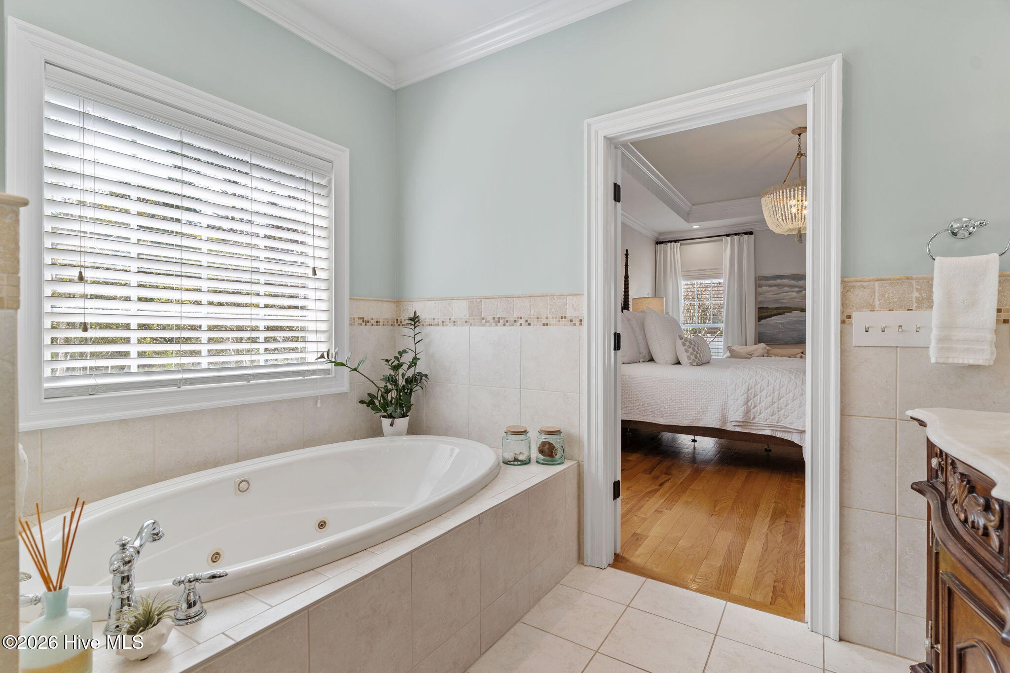 100561575 | Photo 29