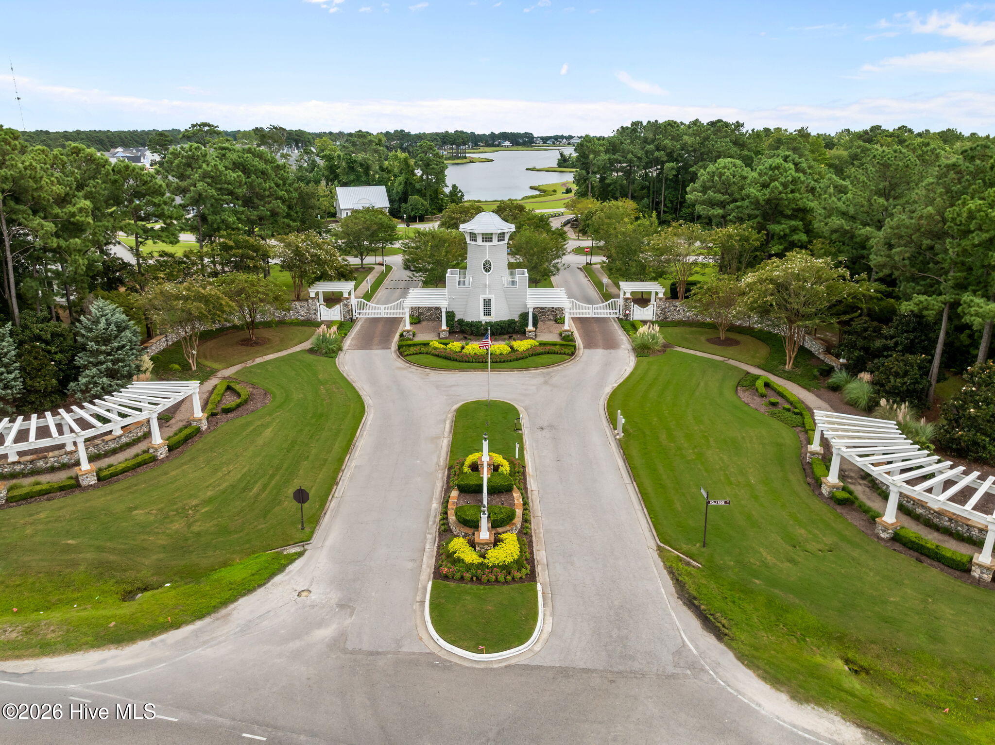 100557618 | Photo 53