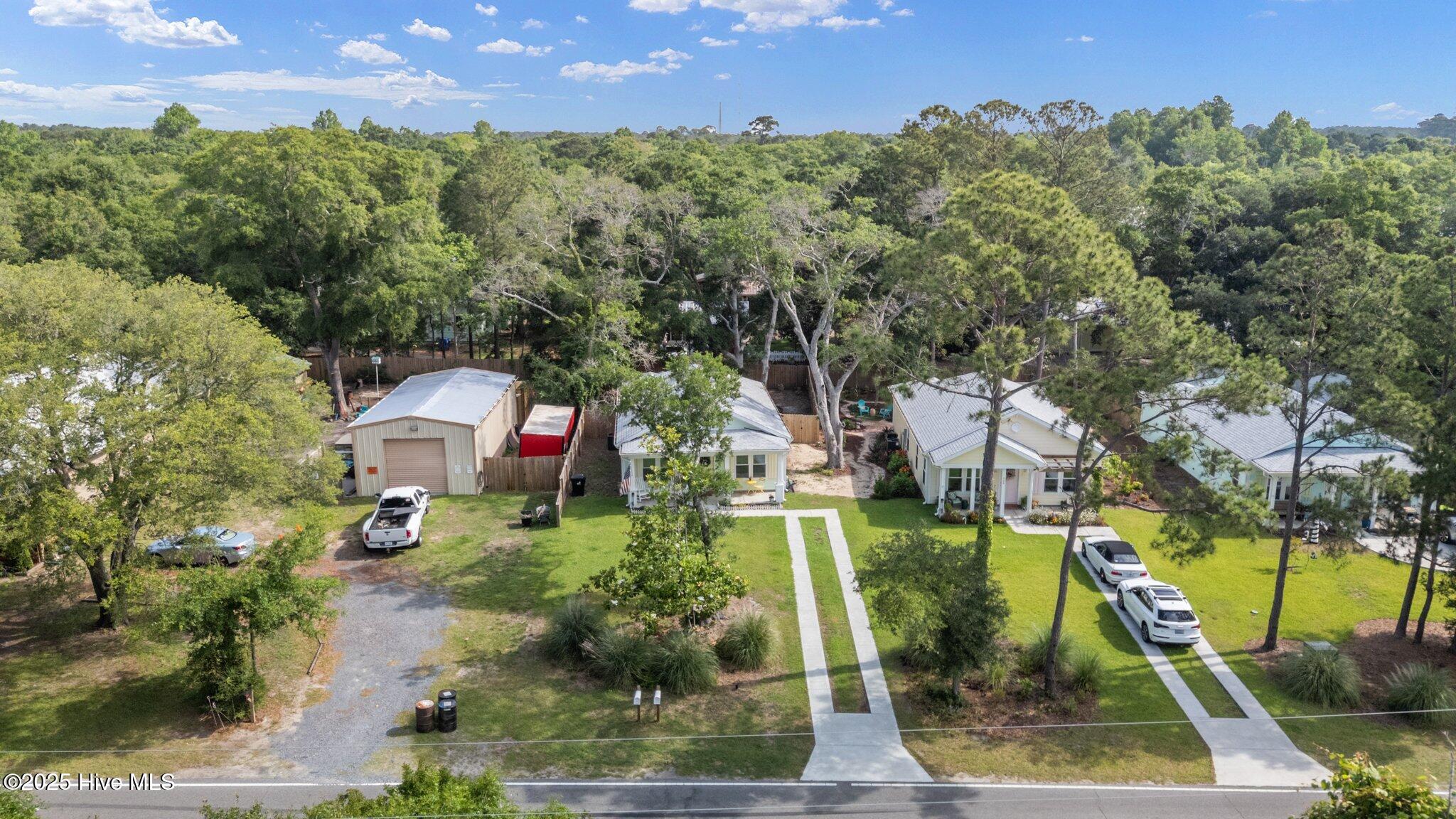 100552059 | Photo 50