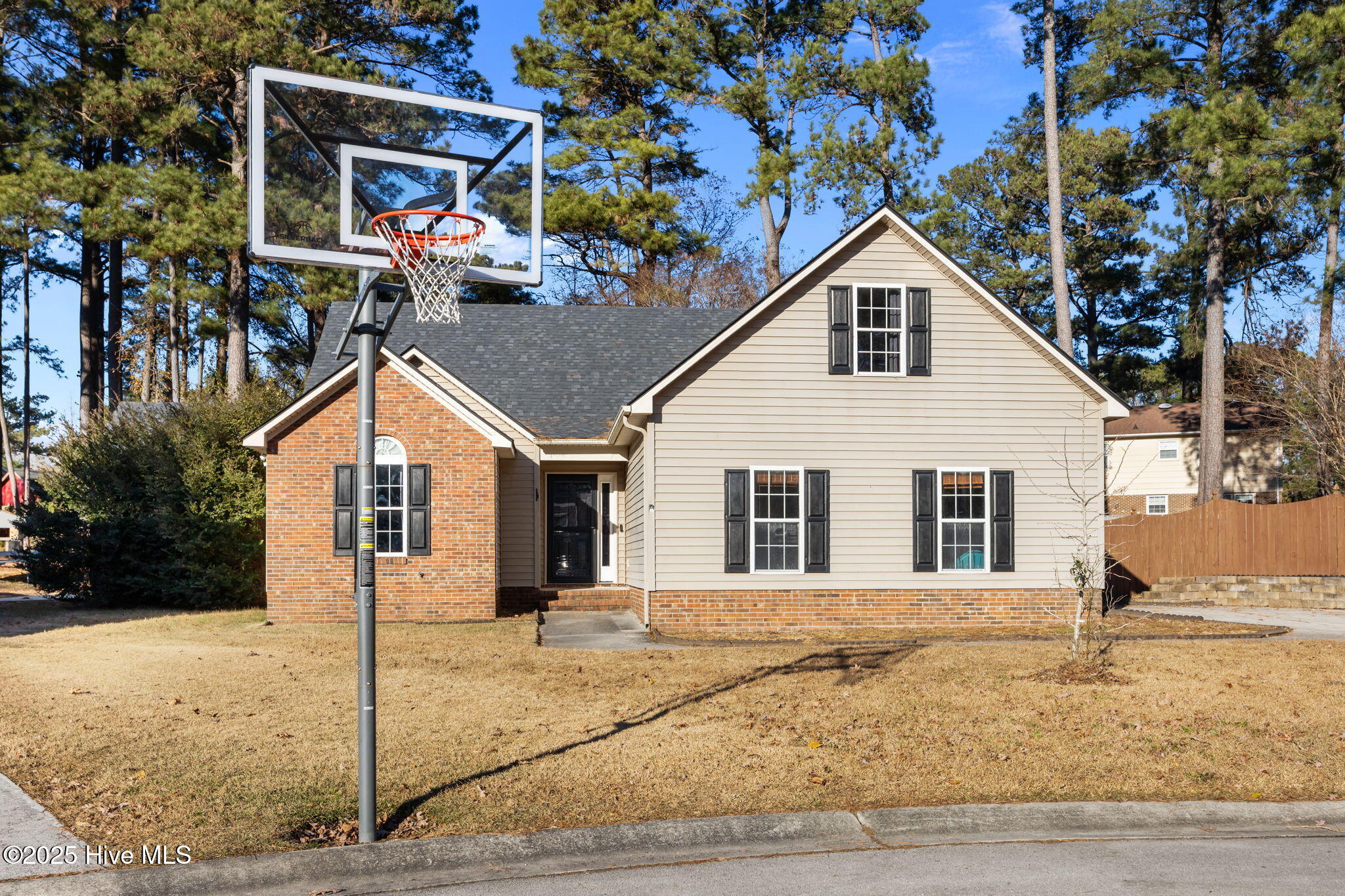 100544873 | Photo 50