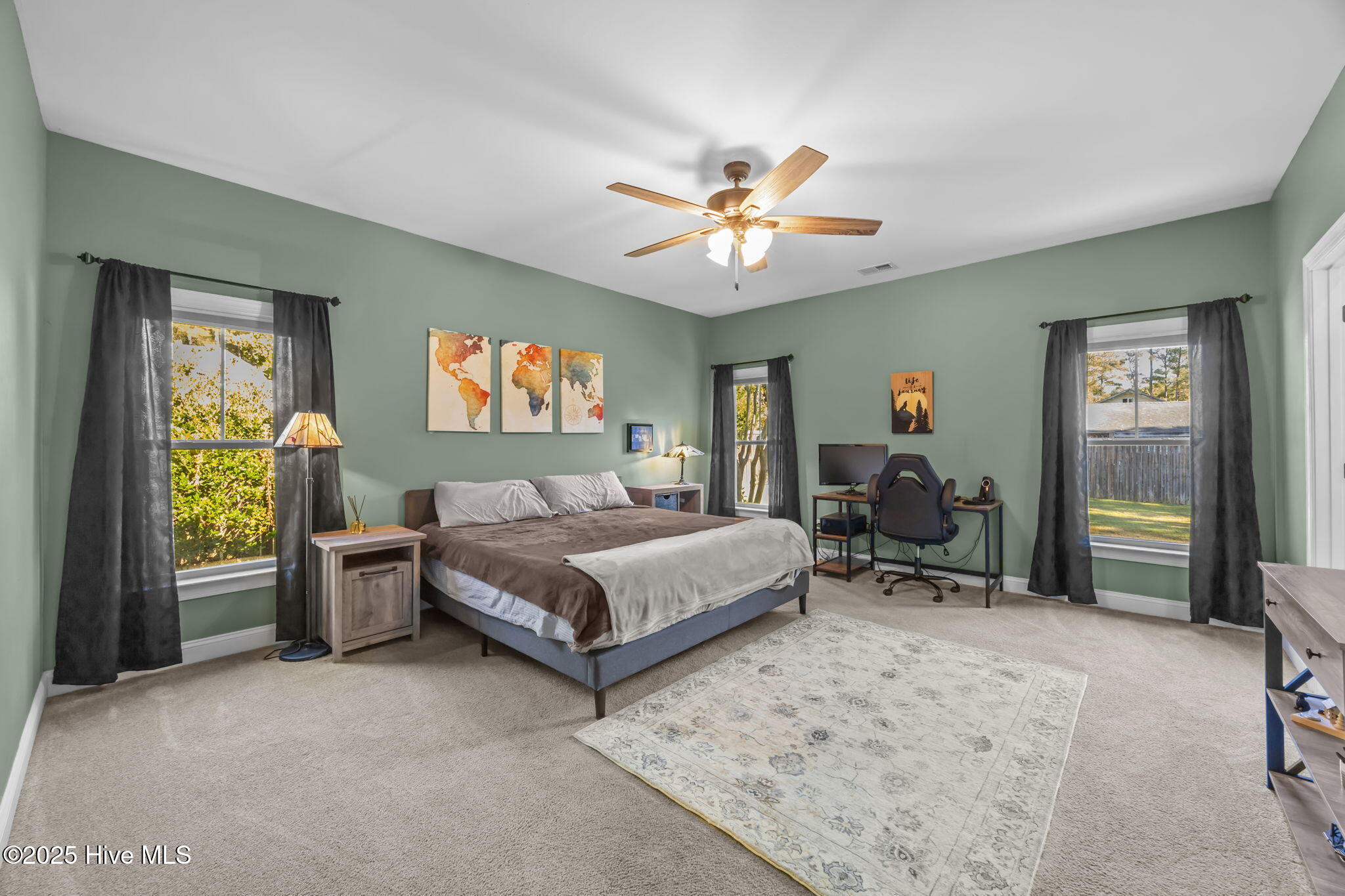 100539810 | Photo 21