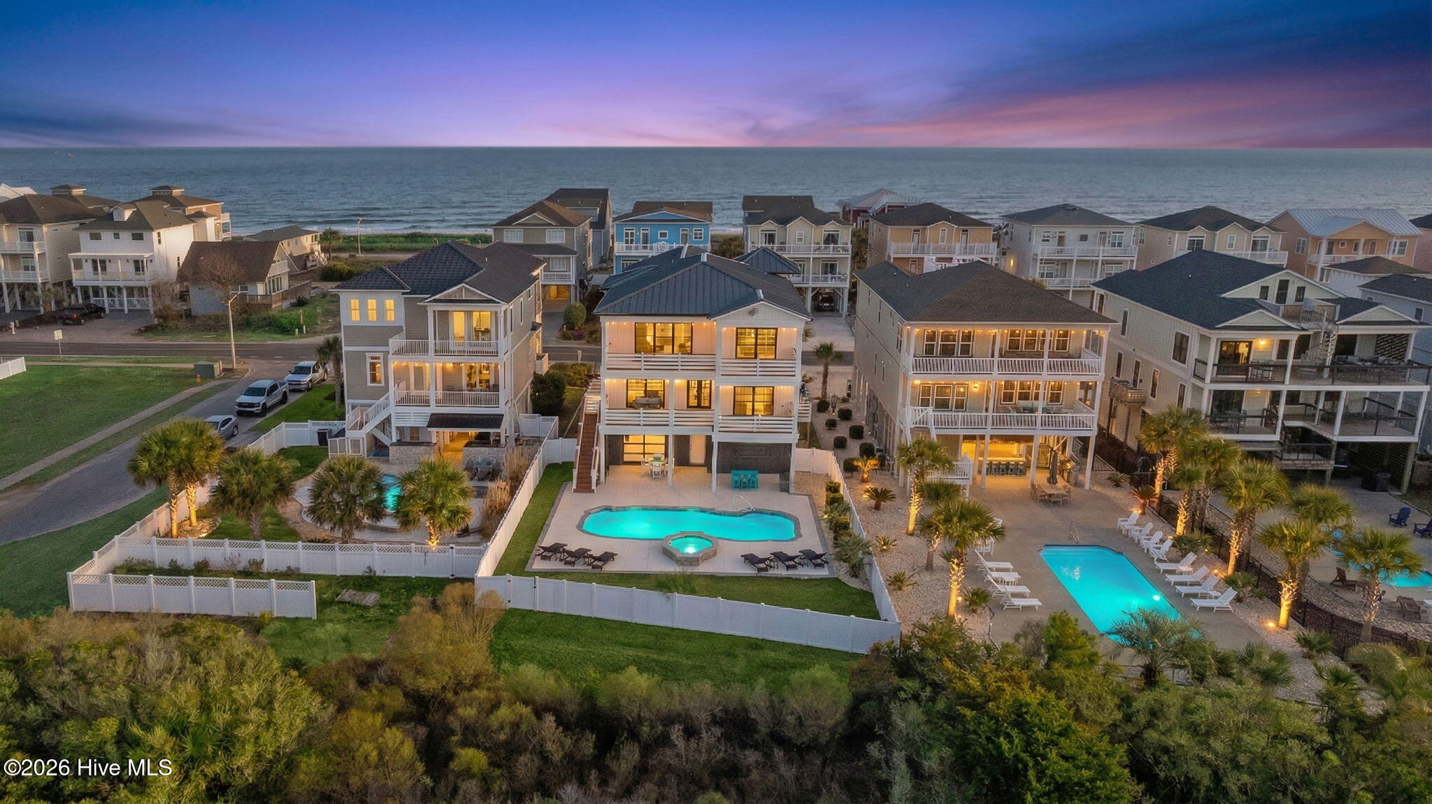 100557252 | Photo 71