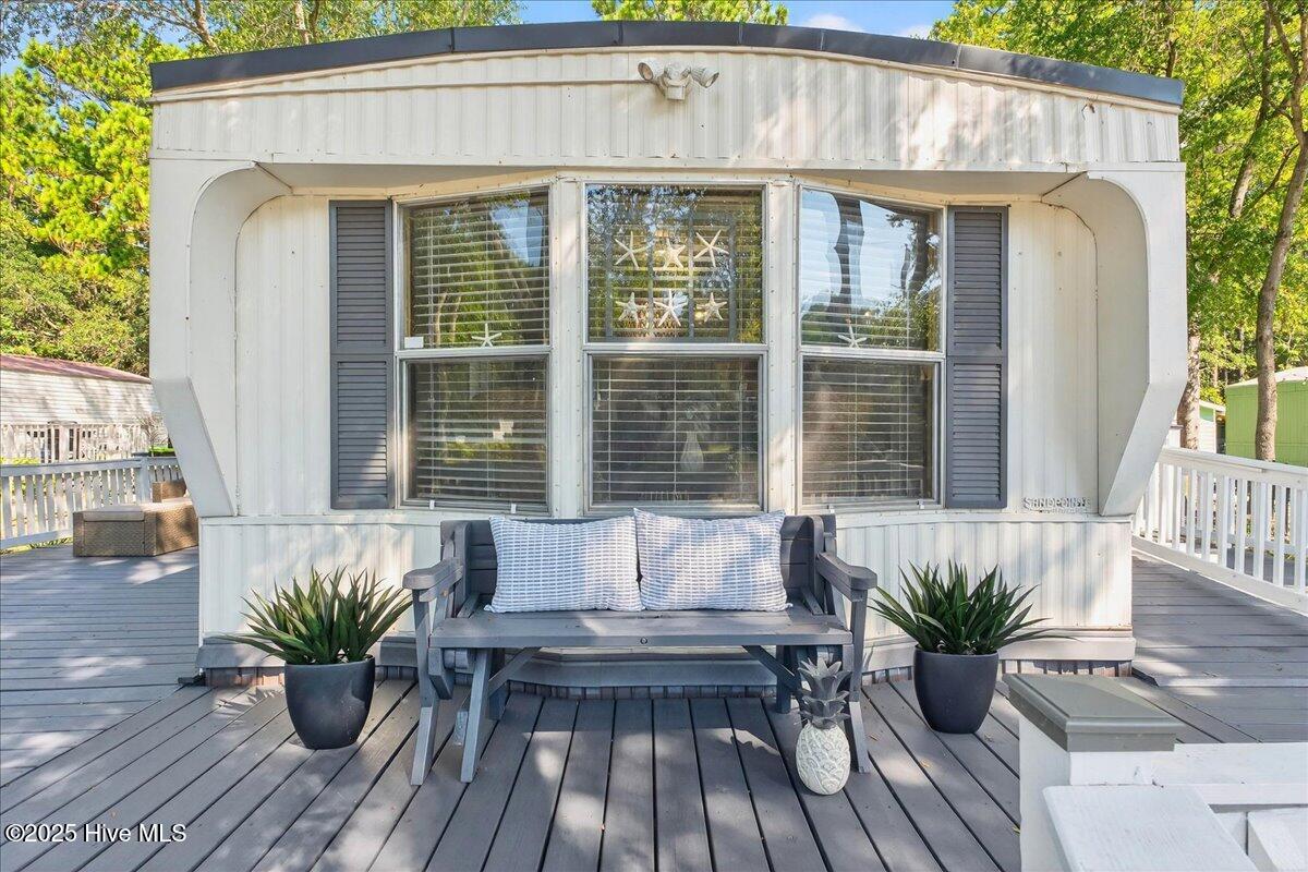 100529592 | Photo 38