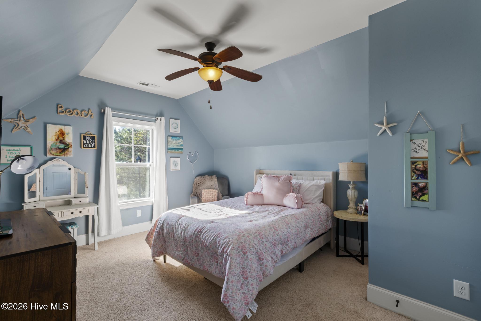 100555770 | Photo 44