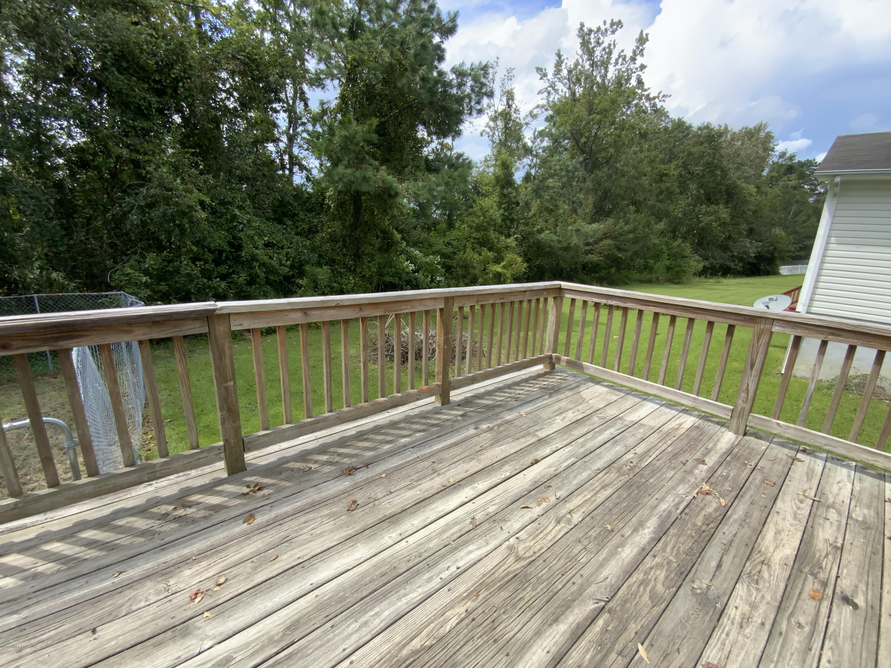 100567233 | Photo 14