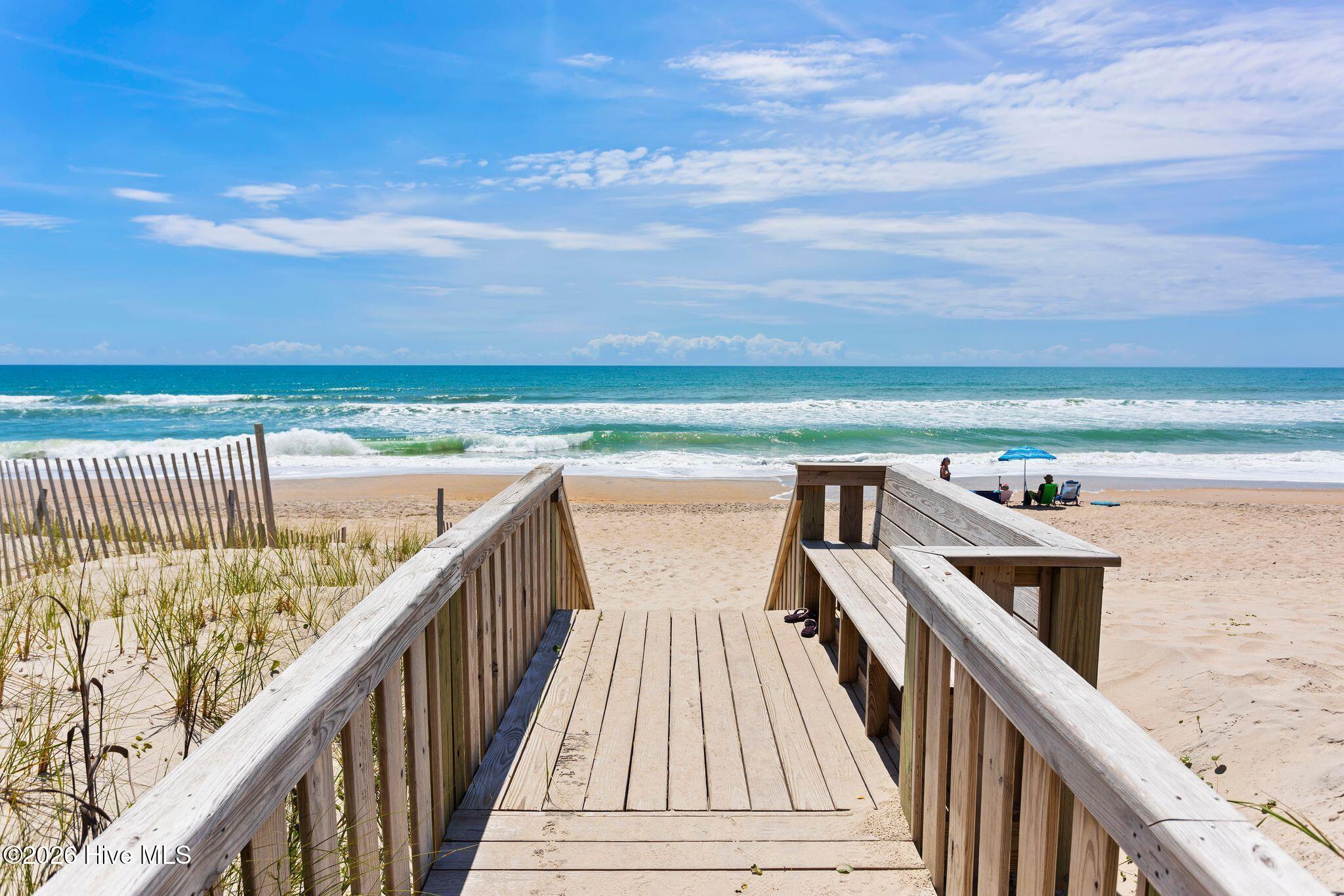 100560101 | Photo 57