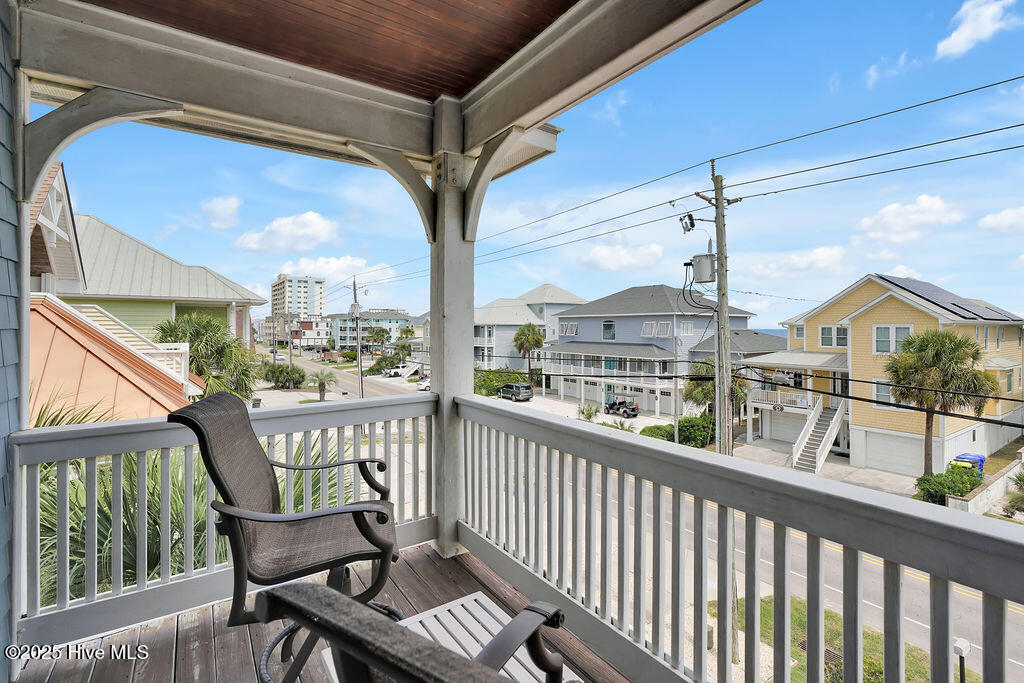 100531448 | Photo 30