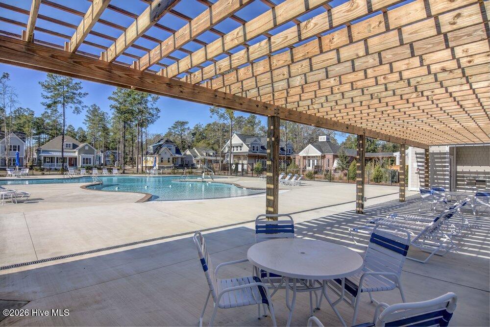 100560096 | Photo 49