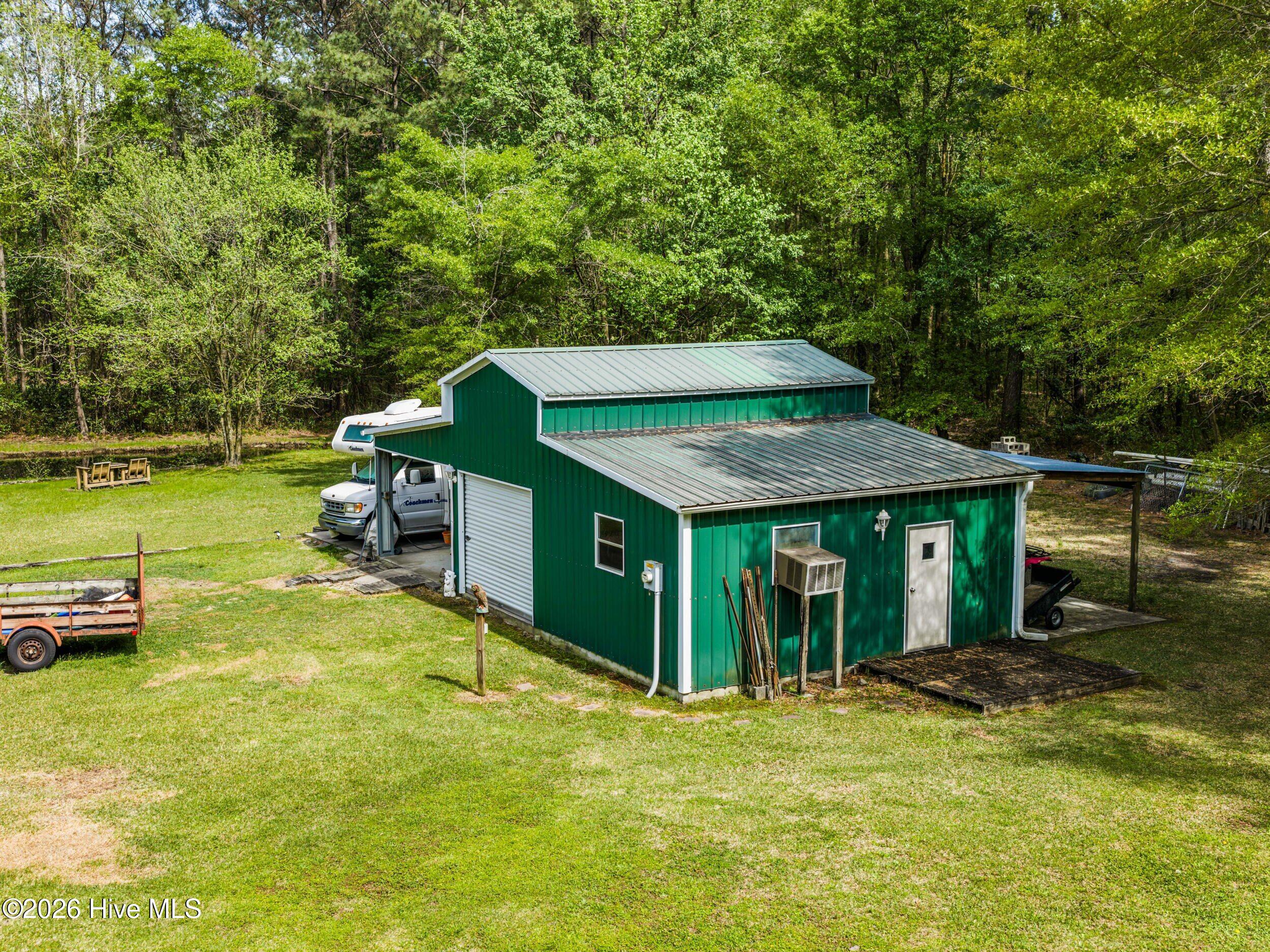 100566420 | Photo 89