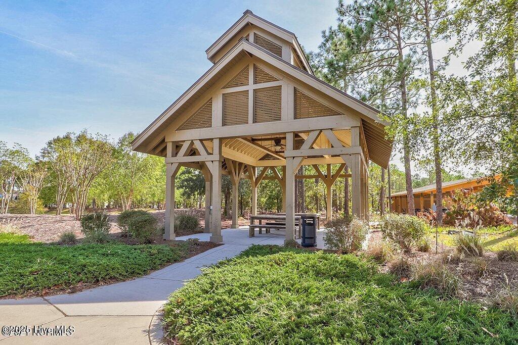 100523896 | Photo 64