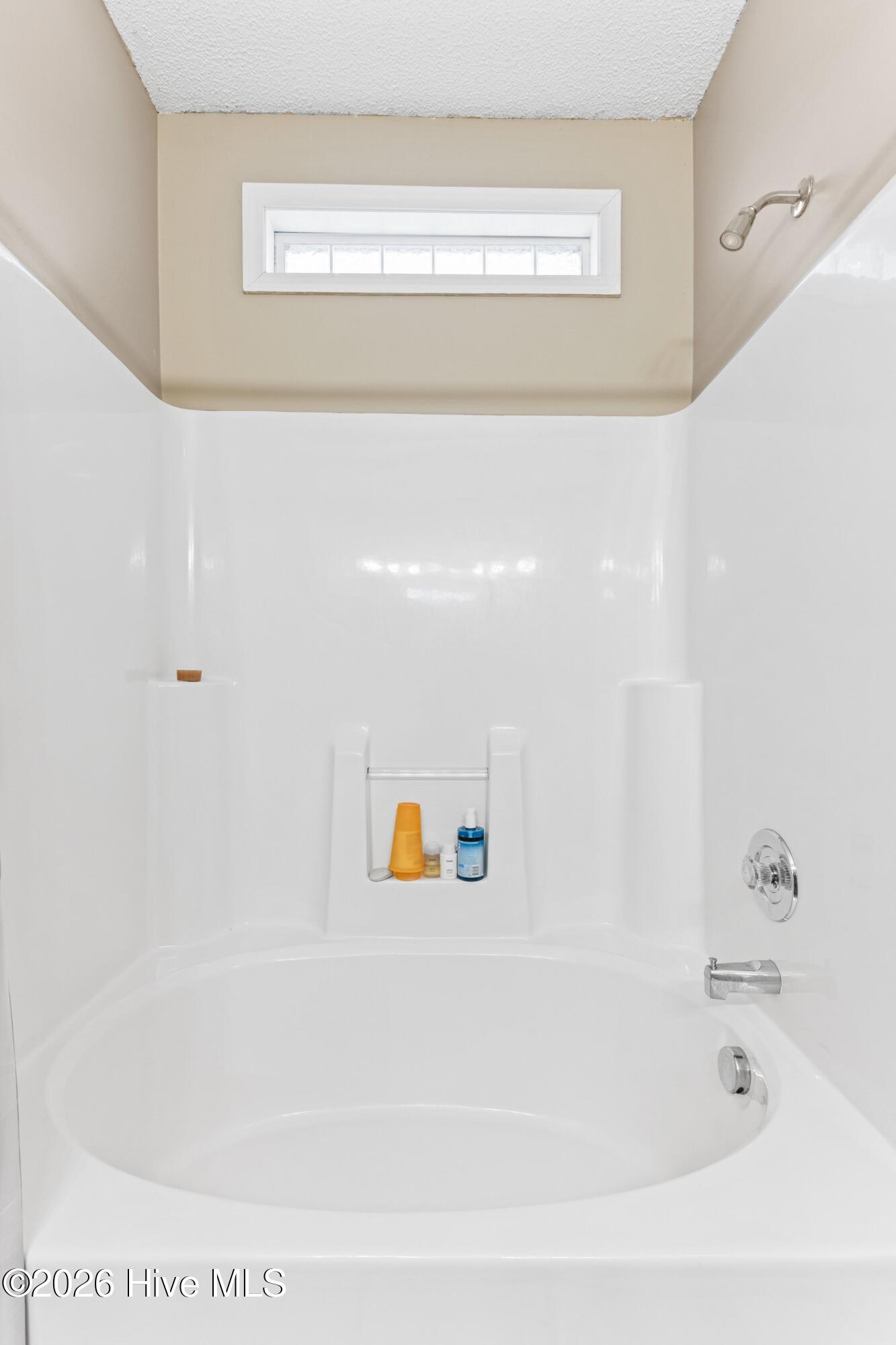 100557024 | Photo 22