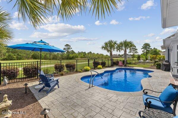 100566172 | Photo 42