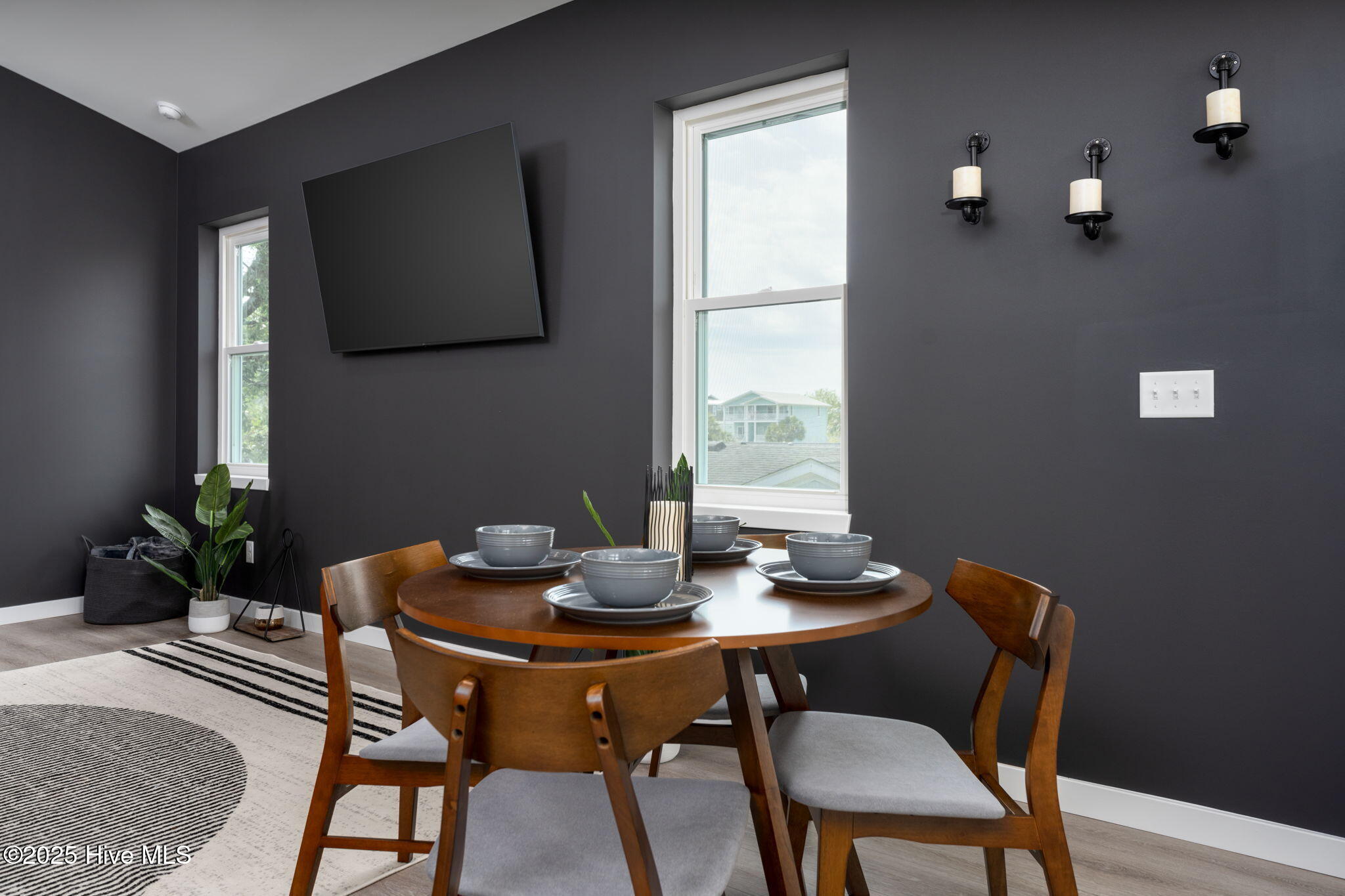 100485156 | Photo 19