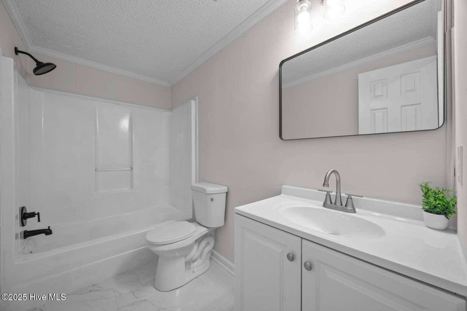 100544091 | Photo 11