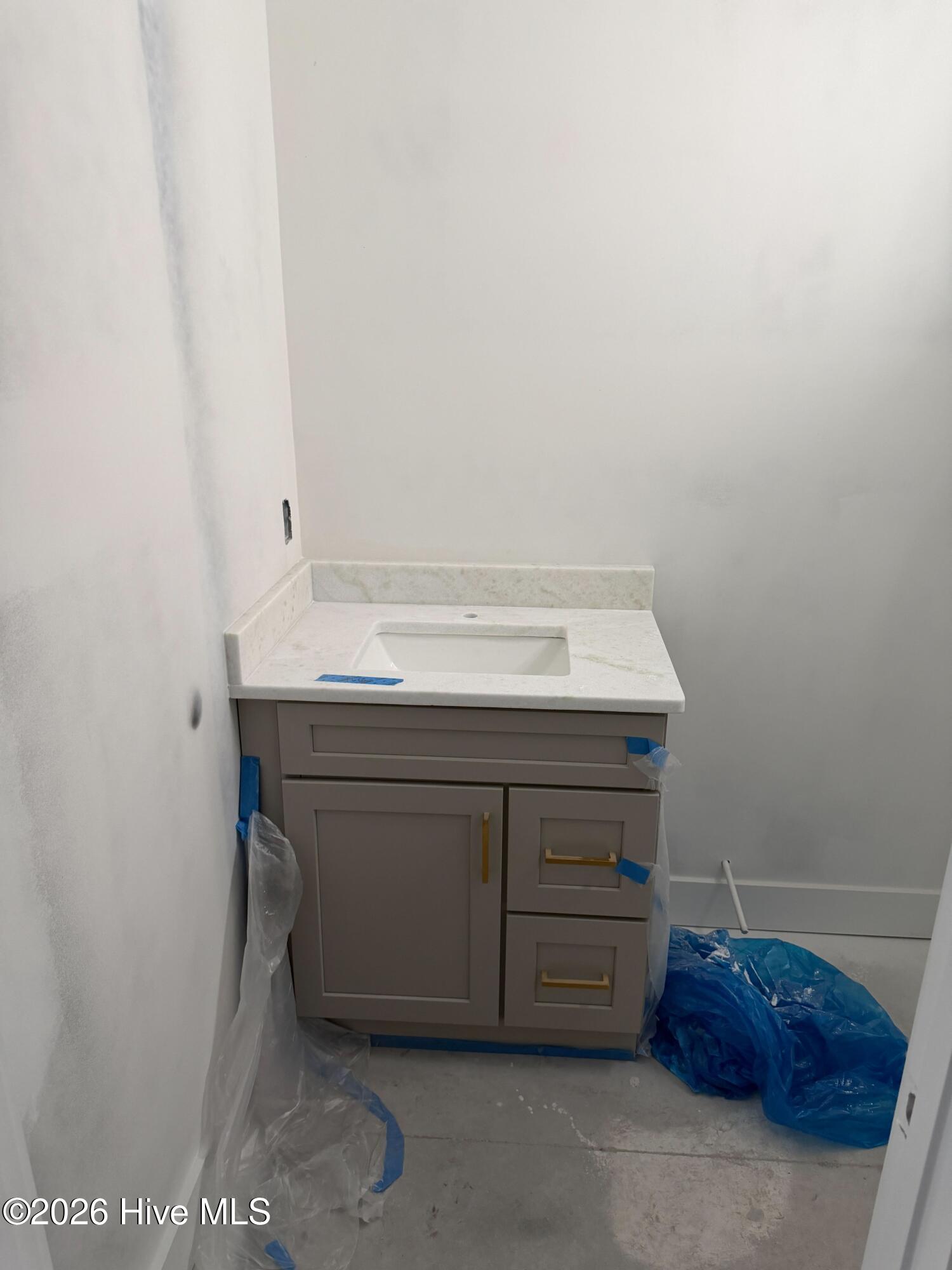 100565191 | Photo 10