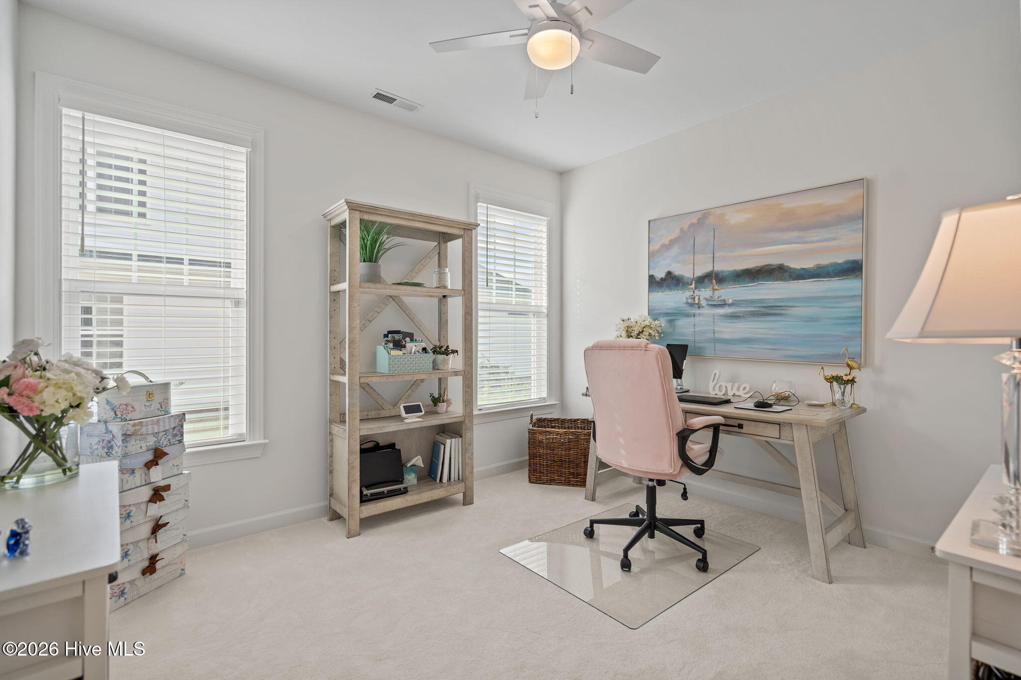 100562858 | Photo 27