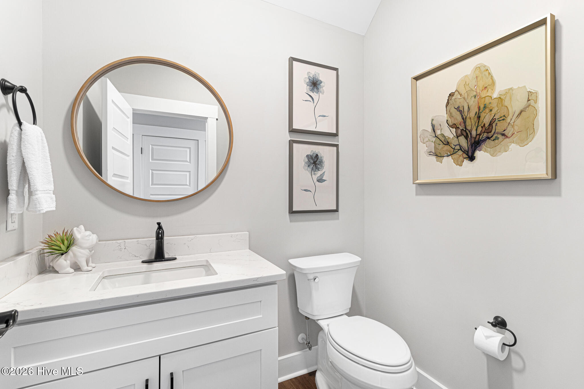 100556315 | Photo 20