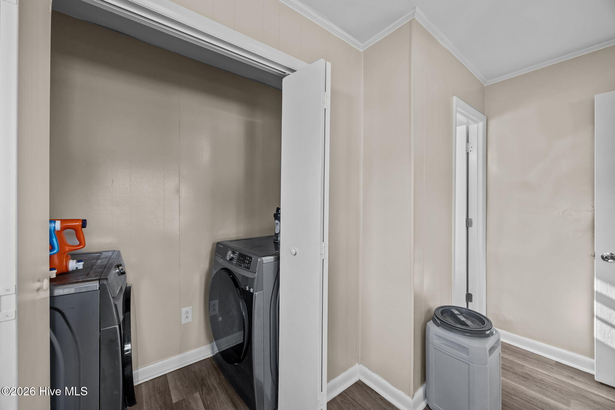 100555911 | Photo 22