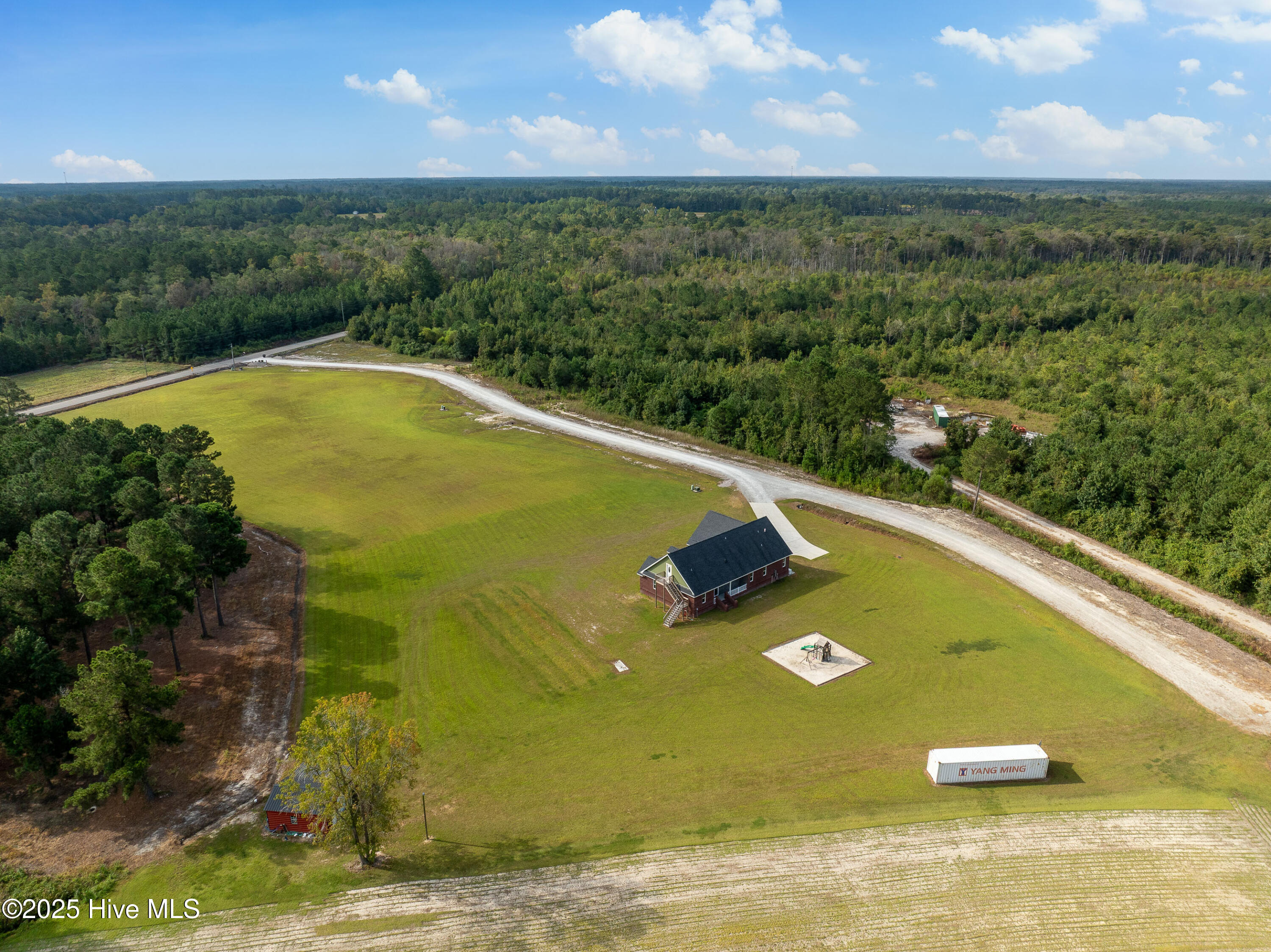 100531551 | Photo 36