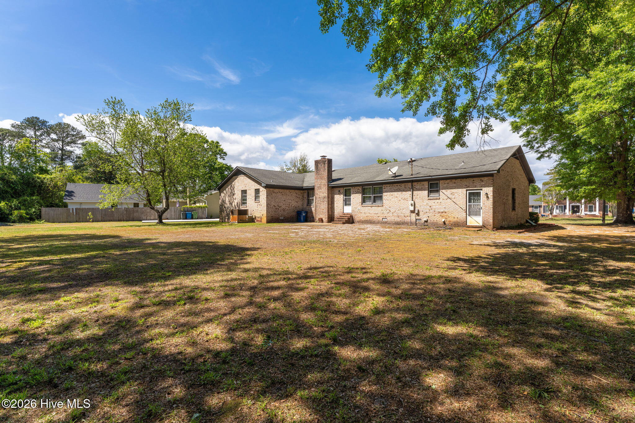 100566368 | Photo 32