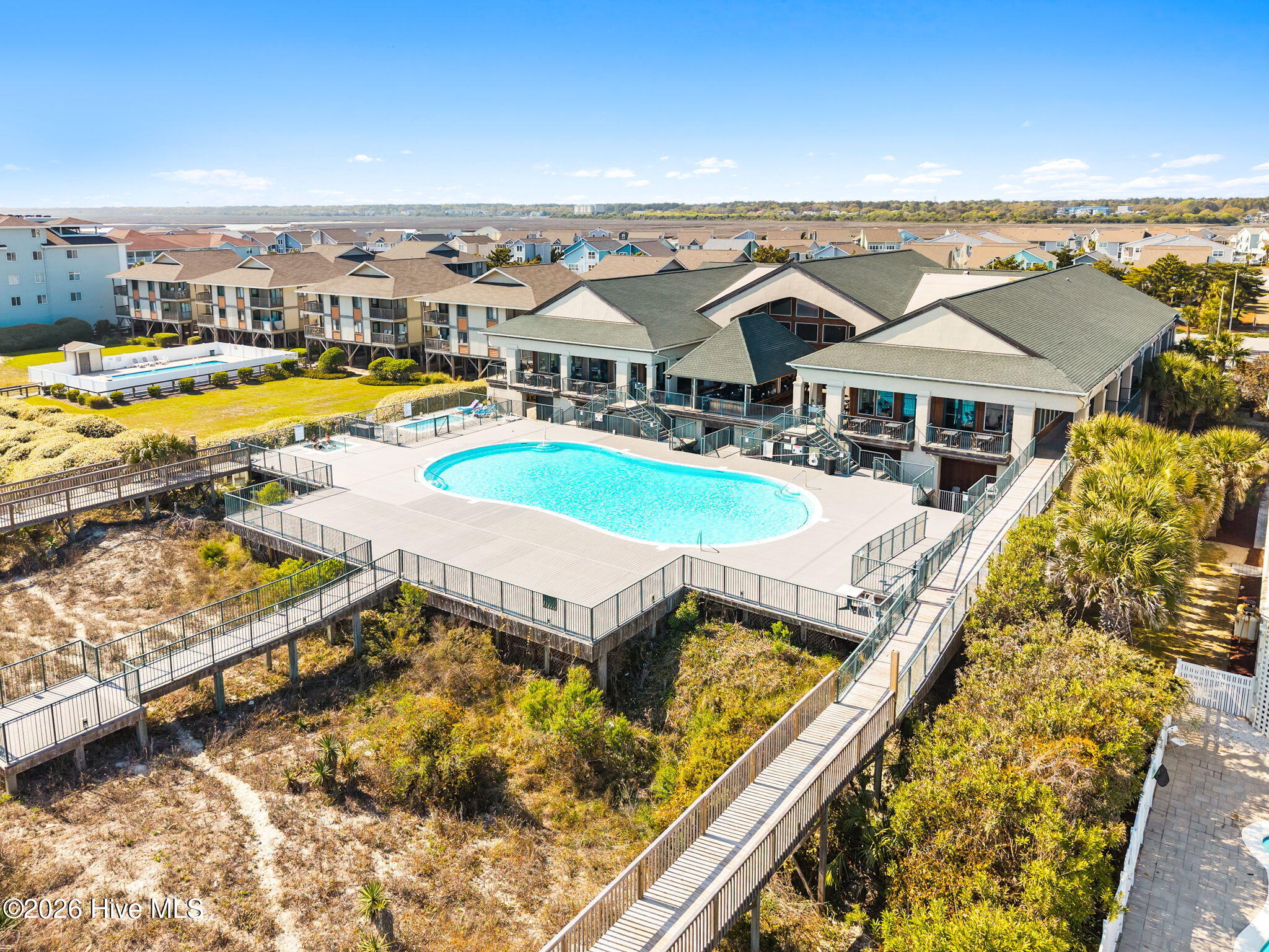 100564964 | Photo 66